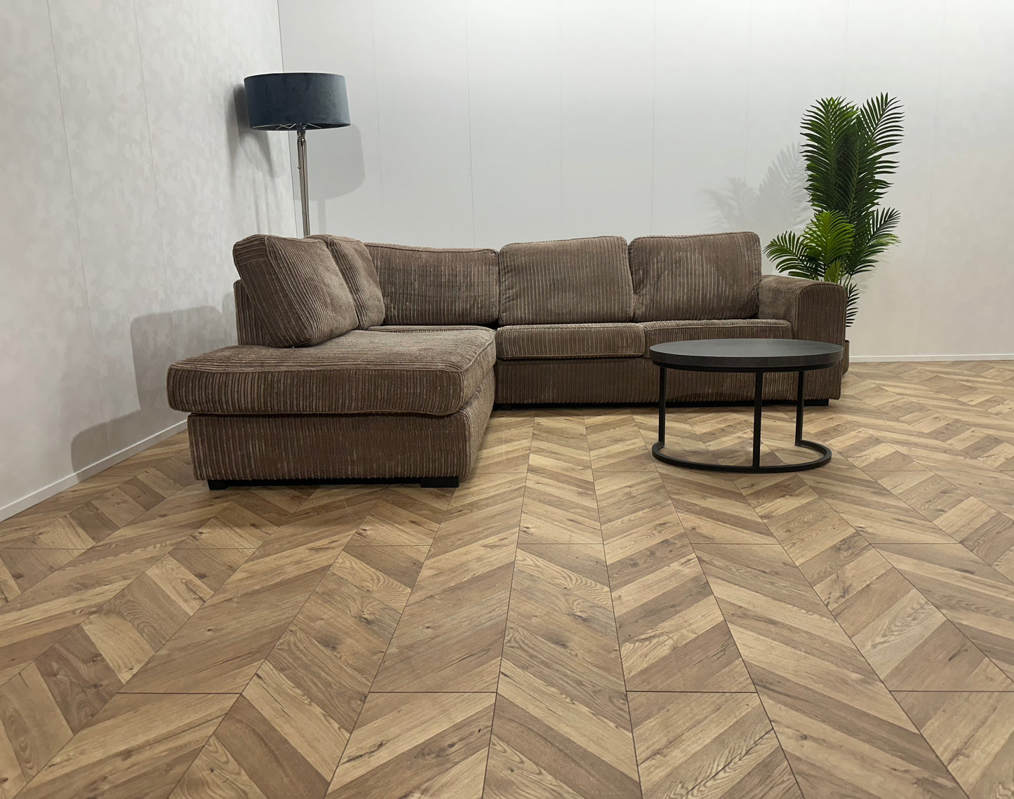 Taupe Ribstof Hoekbank ~ Losse Kussens Met Afneembare Hoezen
