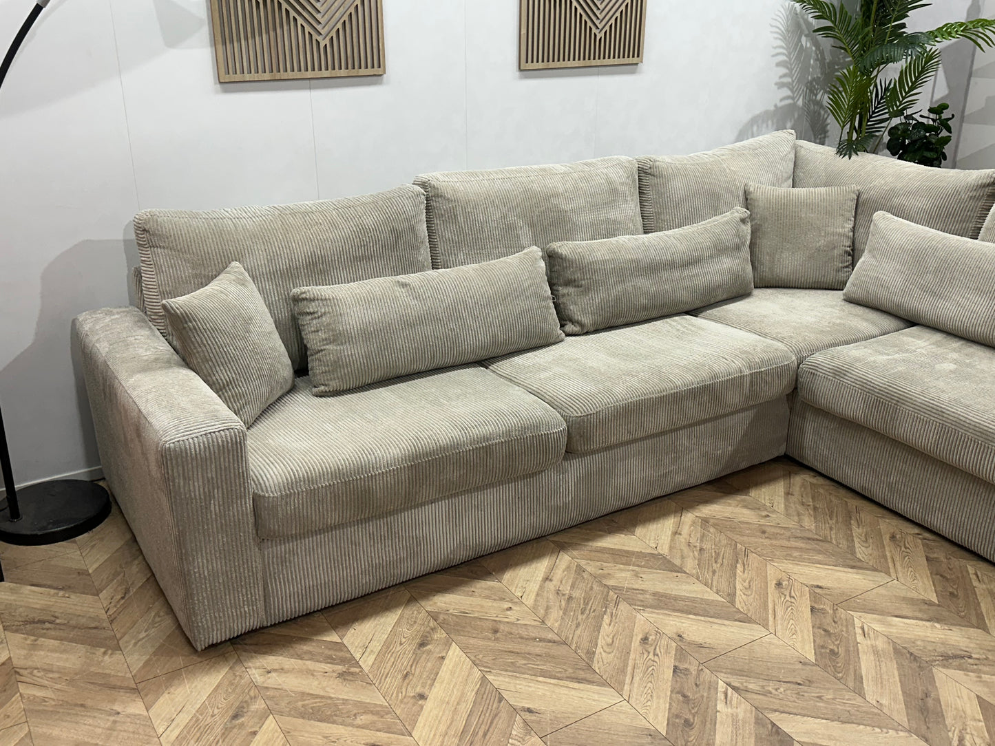 Crème Ribstof Hoekbank ~ Losse Kussens Met Afneembare Hoezen