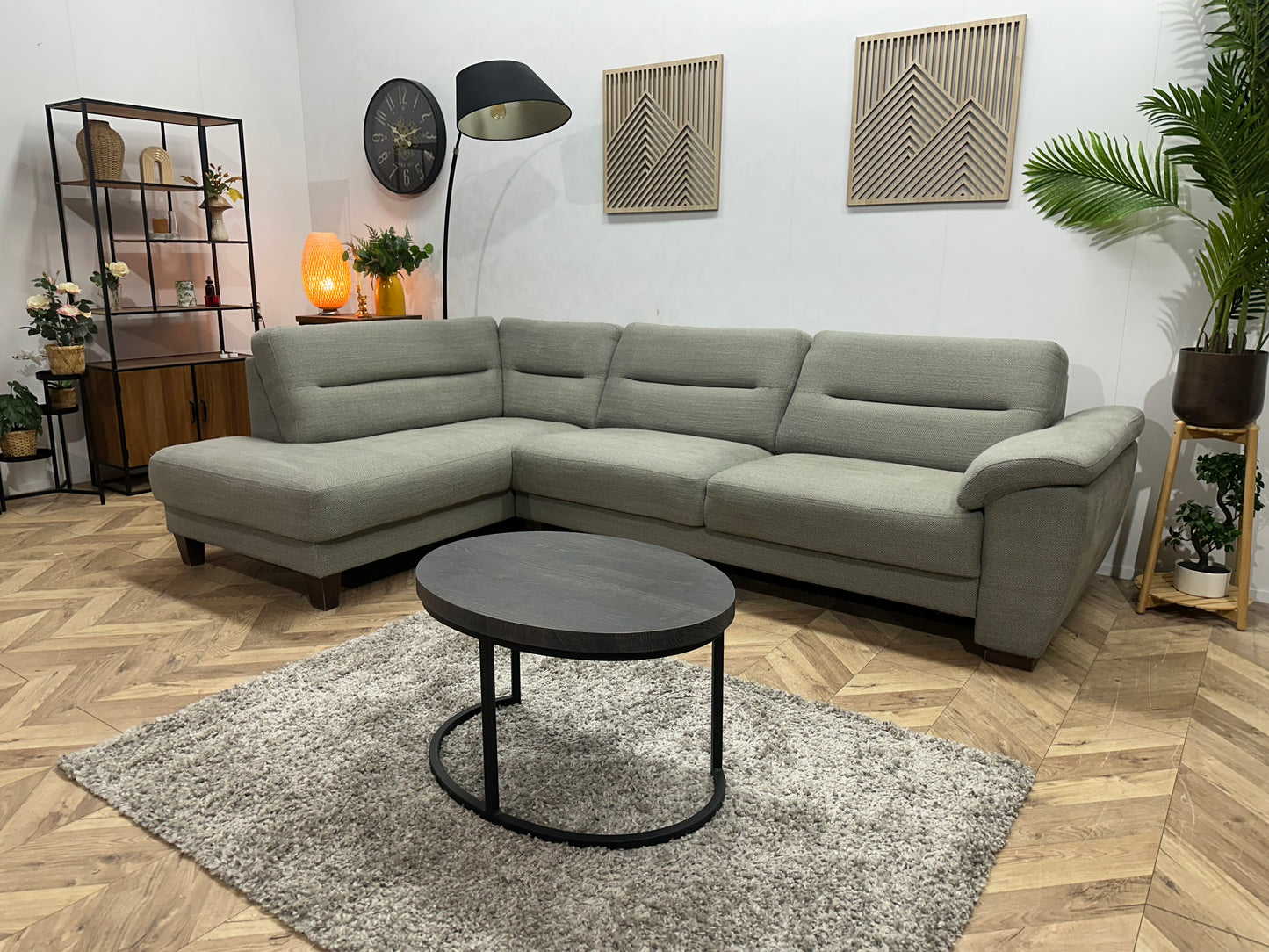 H&H Licht Grijze Hoekbank ~ Vaste Kussens