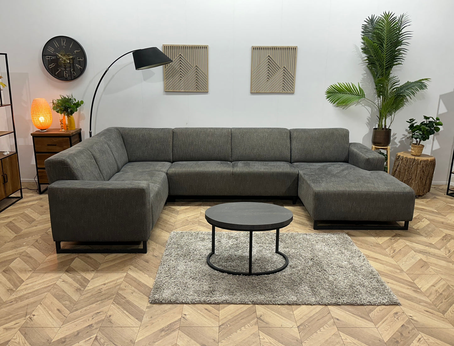 Grijze U Bank ~ Vaste Kussens