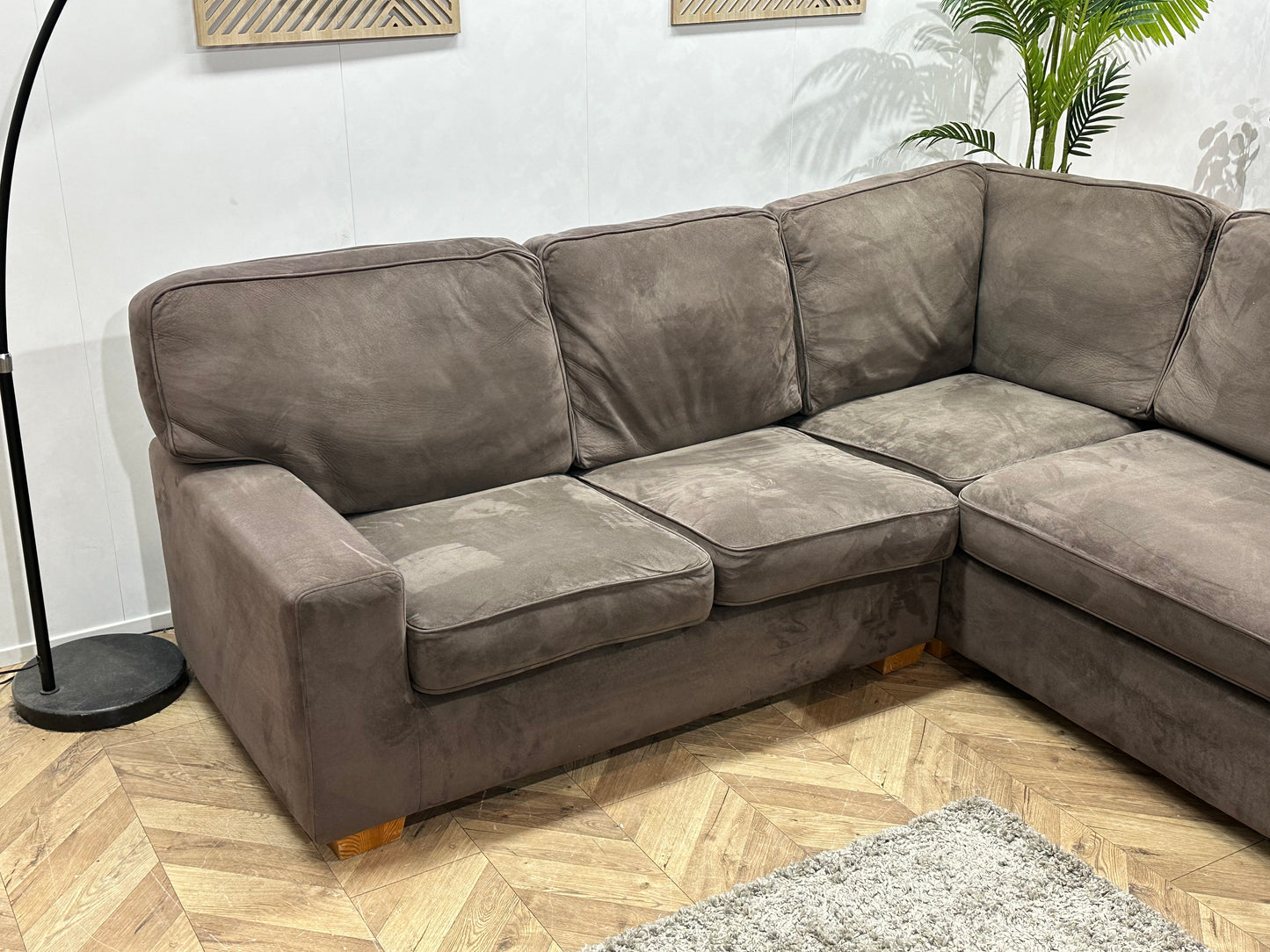 Bruine Velvet Hoekbank Inc Hocker ~ Losse Kussens Met Afneembare Hoezen