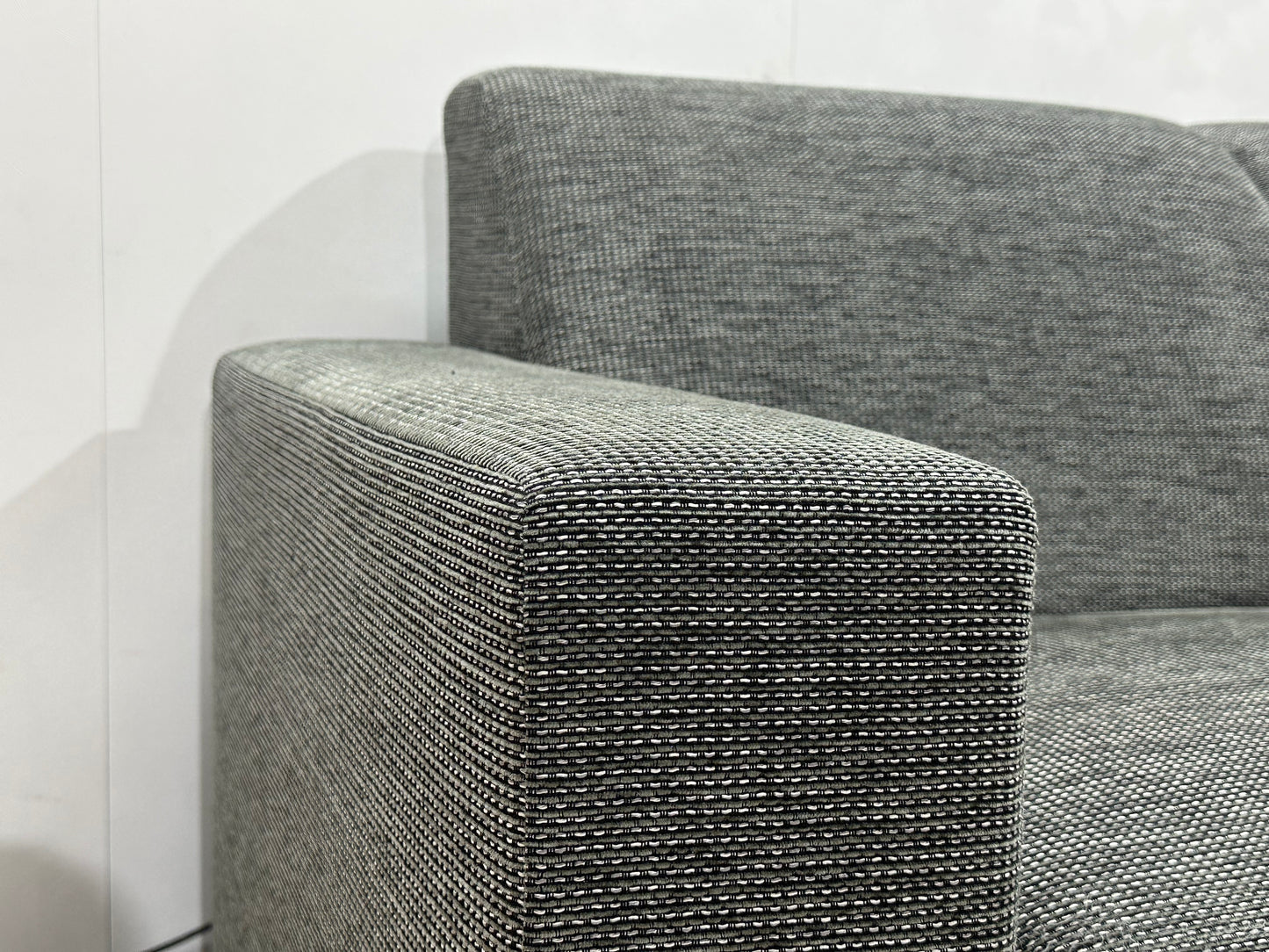 Grijze Hoekbank ~ Vaste Kussens