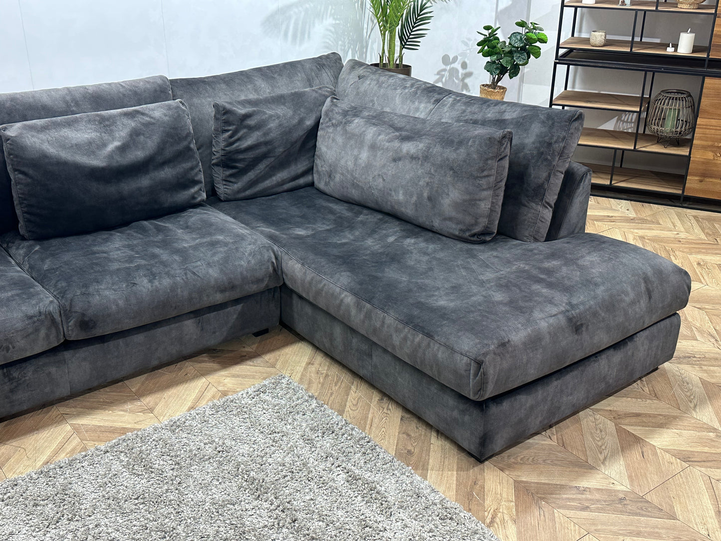 Antraciet Velvet Hoekbank ~ Losse Kussens Met Afneembare Hoezen