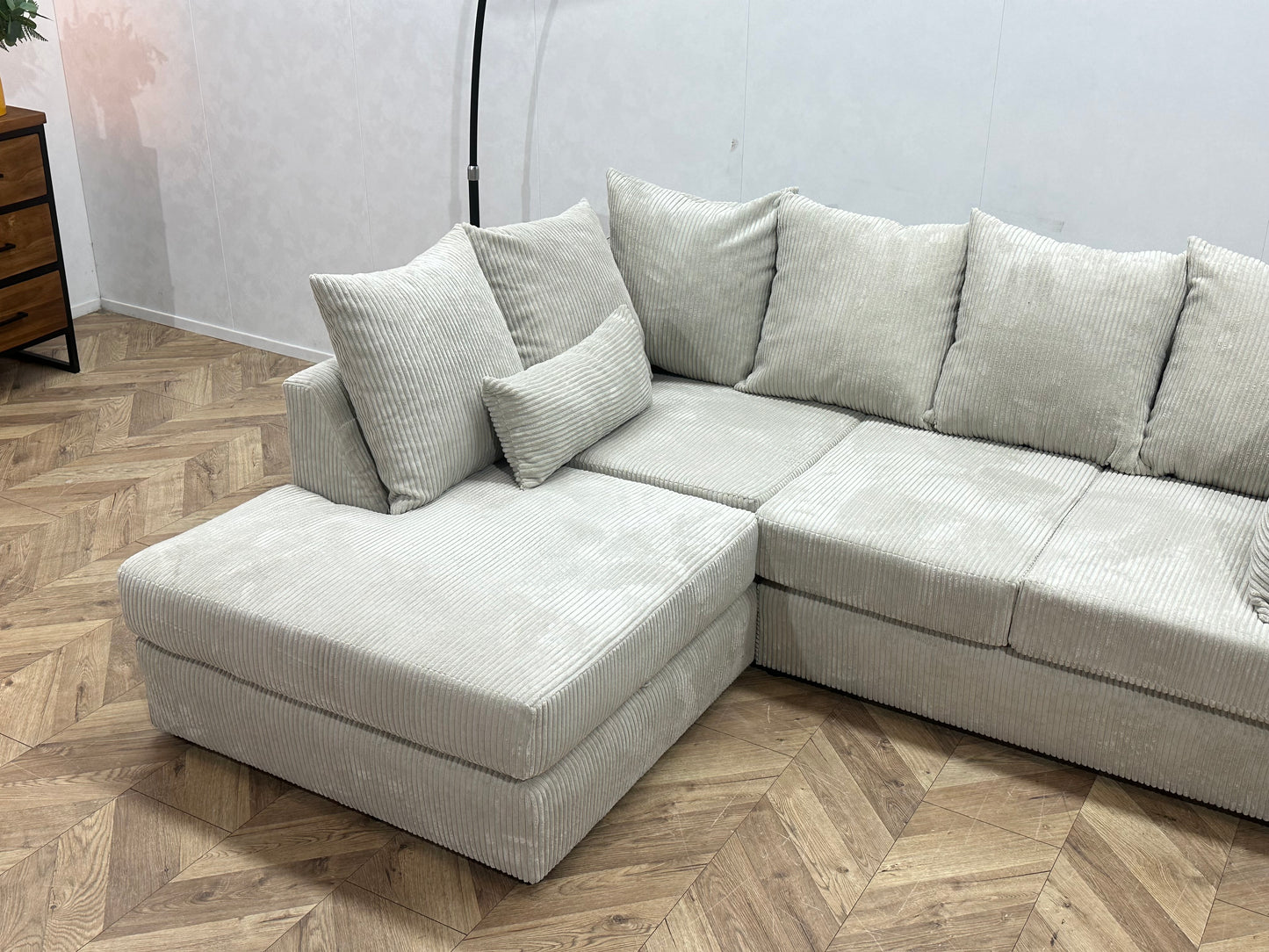 !Showroommodel! Witte/Crème Ribstof Hoekbank