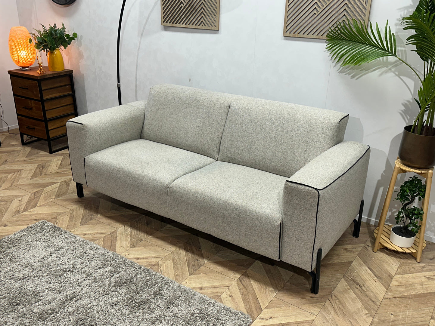 Xooon Licht Grijze 2.5-Zits Bank ~ Vaste Kussens