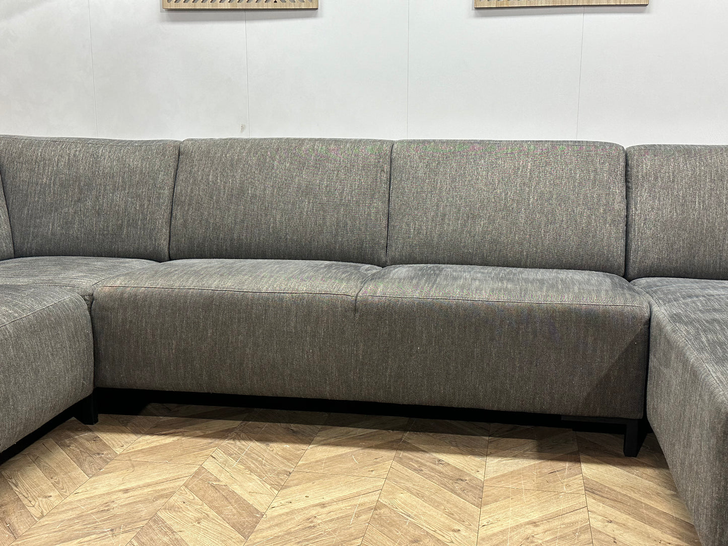 Grijze U Bank ~ Vaste Kussens