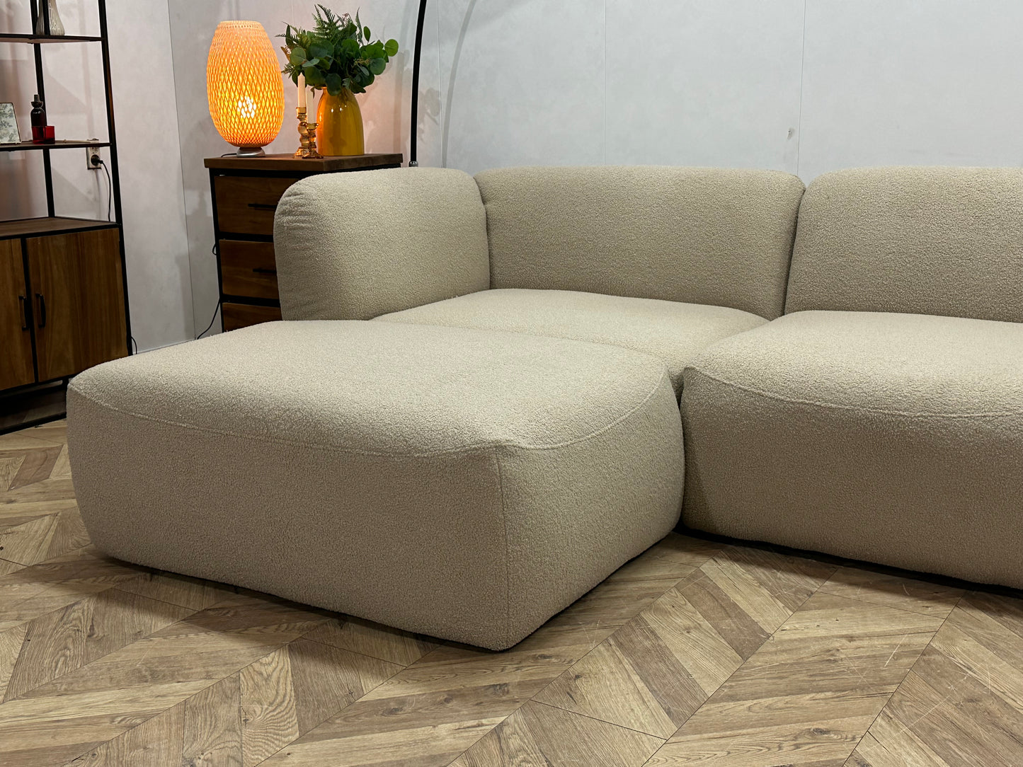 !Showroommodel! Beige Bouclé U Bank