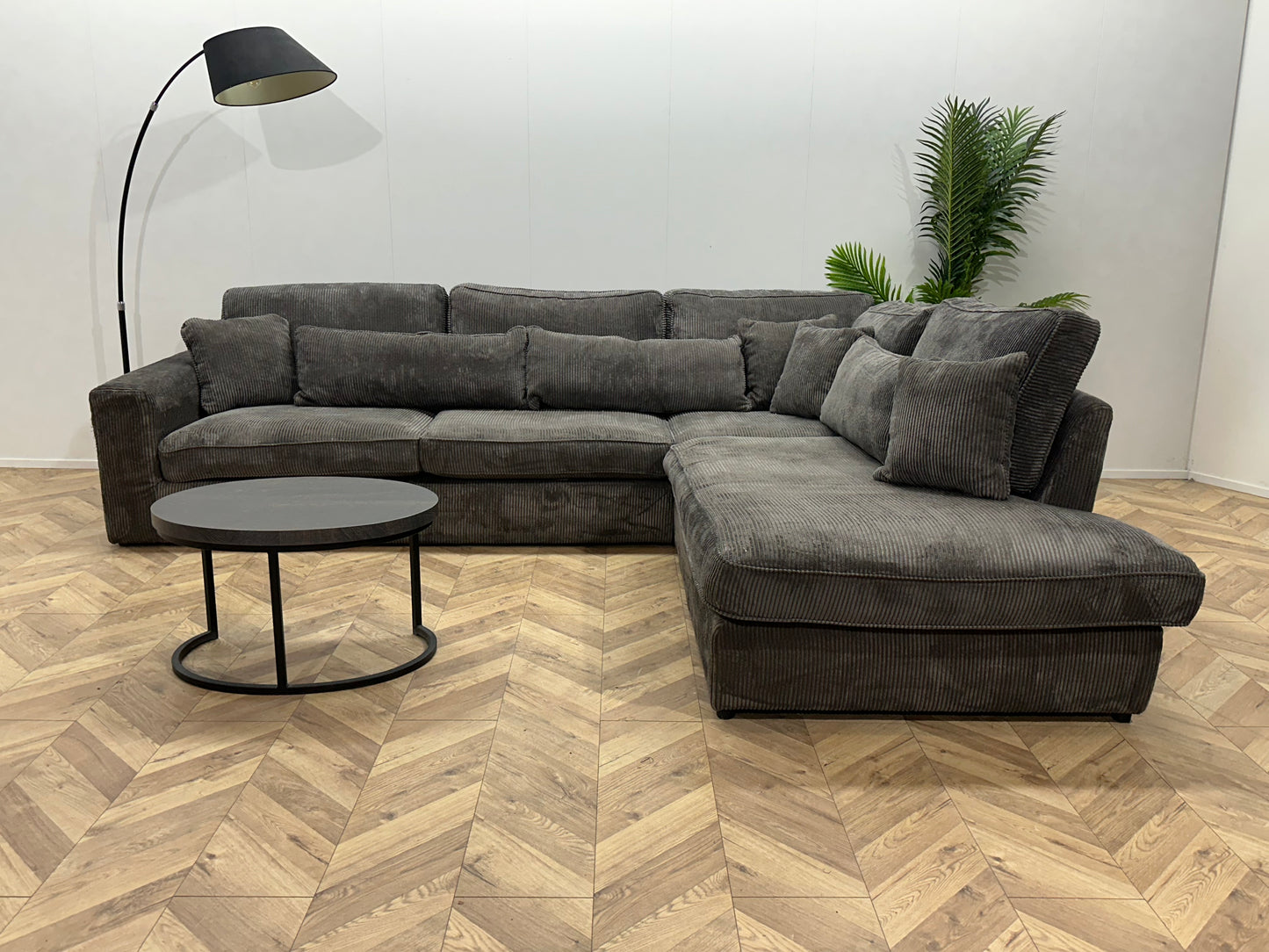 Grijze Ribstof Hoekbank ~ Losse Kussens Met Afneembare Hoezen