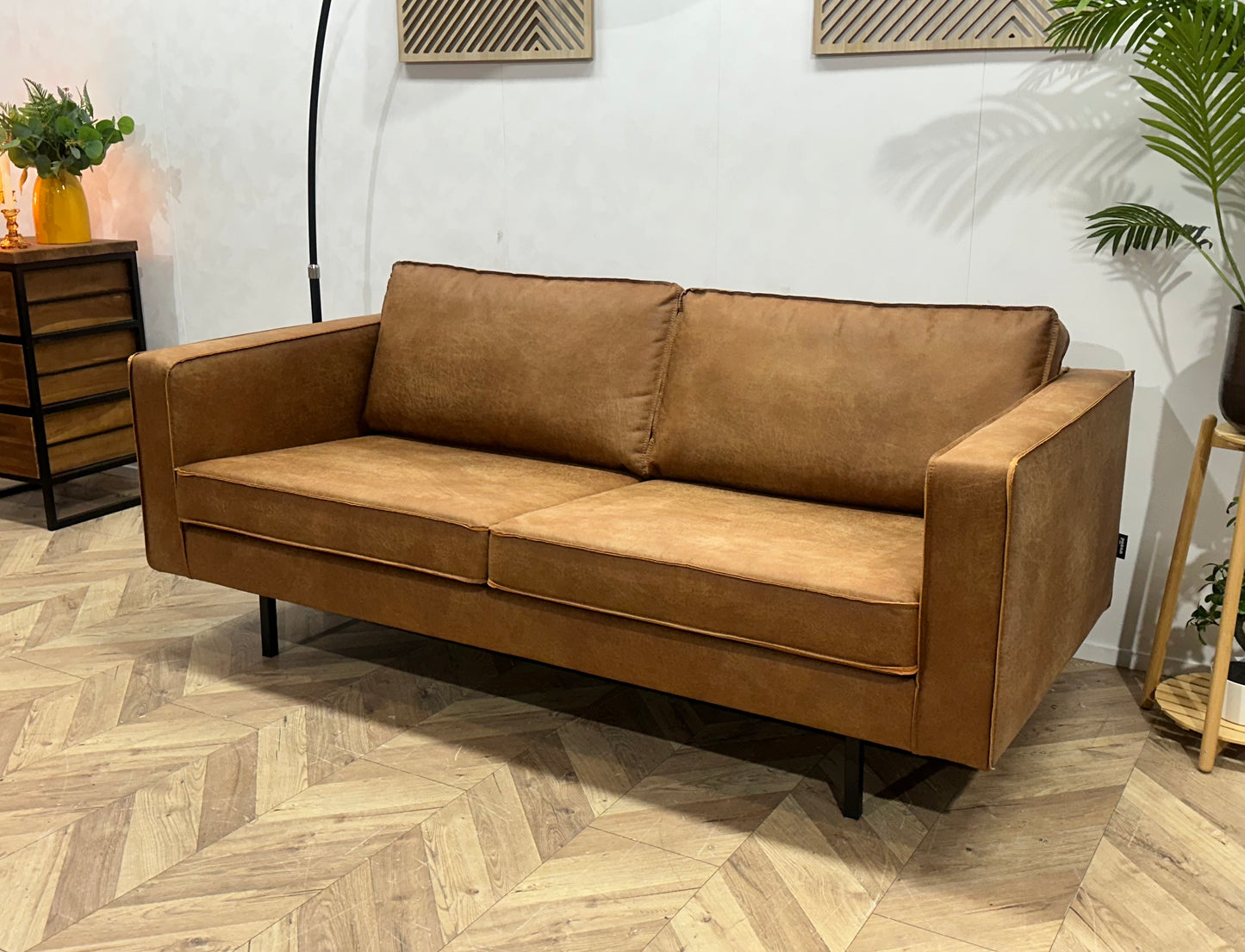 Woood Cognac Bruine Suède Lederen 2.5-Zits Bank ~ Losse Kussens Met Afneembare Hoezen