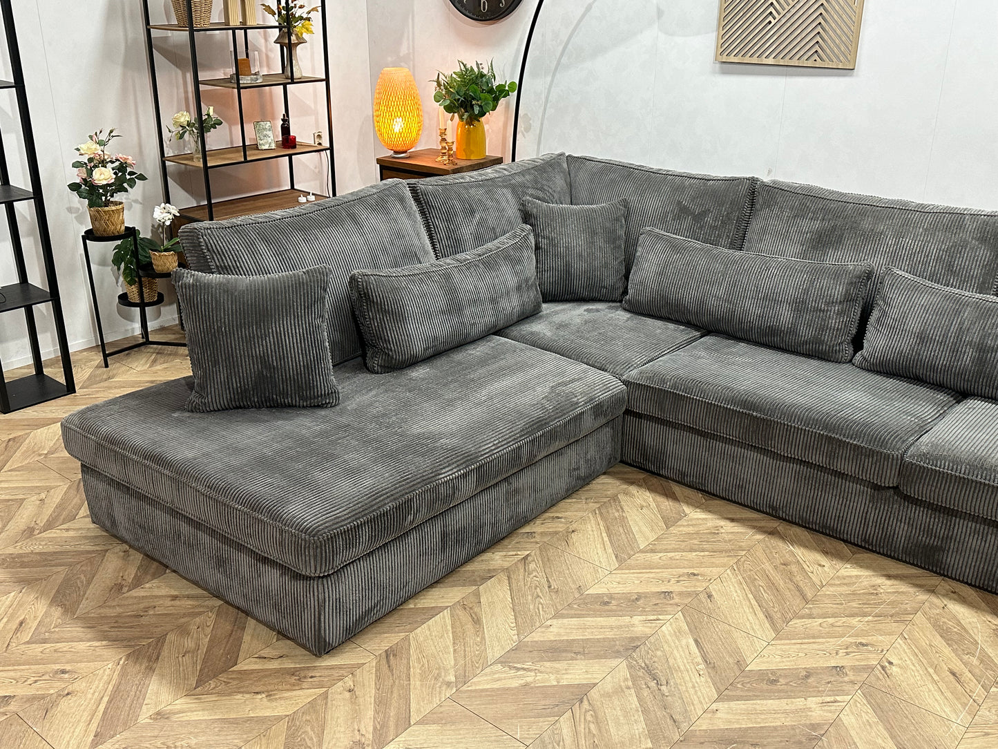 Antraciet Ribstof Hoekbank ~ Nieuwstaat