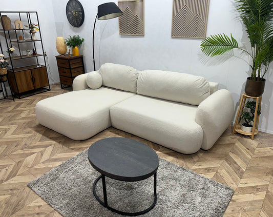 !Showroommodel! Witte Bouclé Stoffen Hoekbank