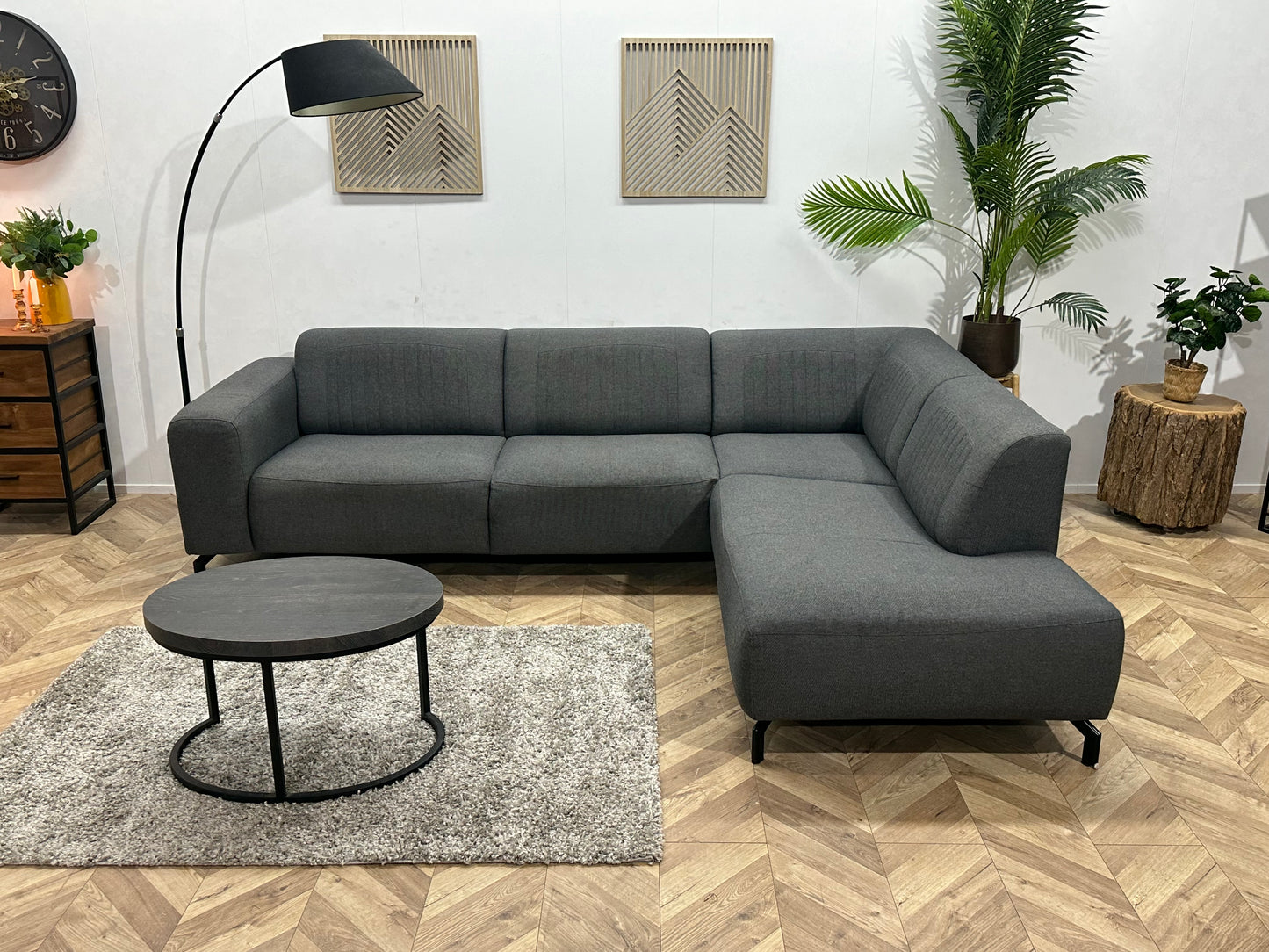 Grijze Hoekbank ~ Vaste Kussens