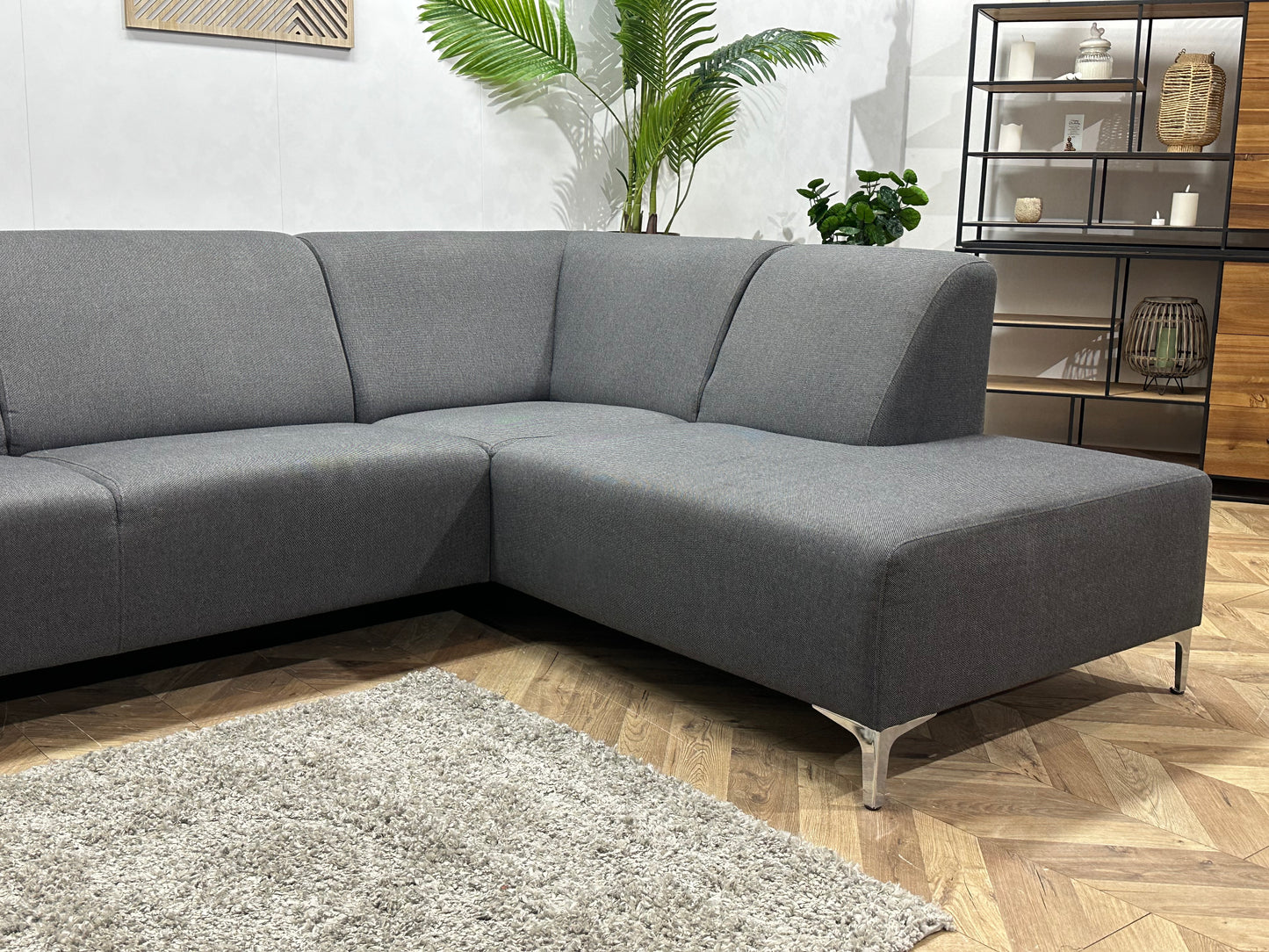 Grijze Hoekbank ~ Vaste Kussens