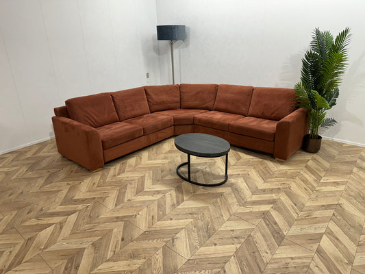 Lookline Rode Suède Stoffen Hoekbank ~ Losse Kussens Met Afneembare Hoezen