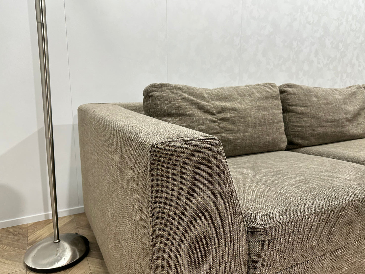 Beige/Bruine Hoekbank ~ Losse Rugkussens Met Afneembare Hoezen