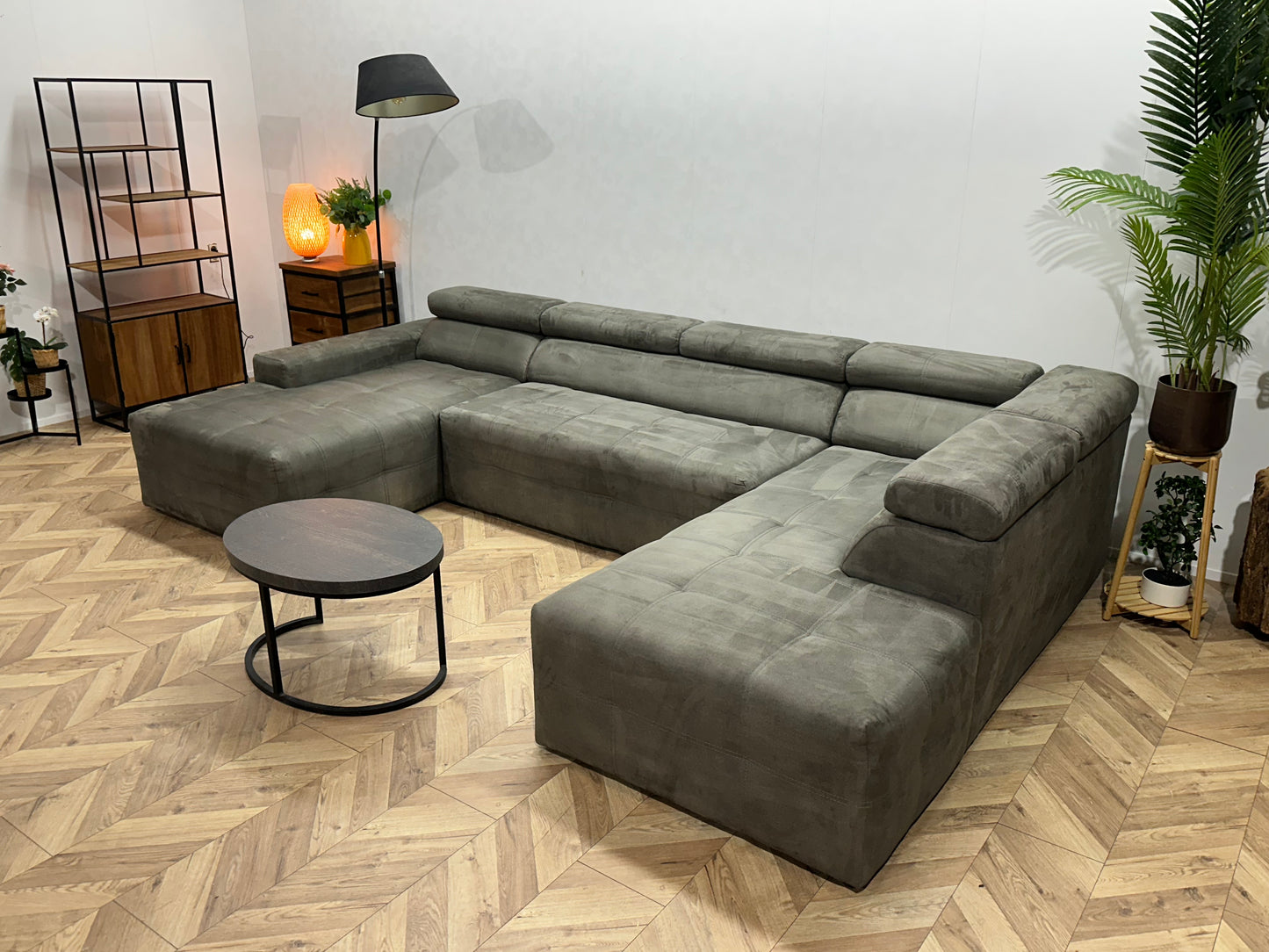 !Showroommodel! Grijze Suède Stoffen U Bank
