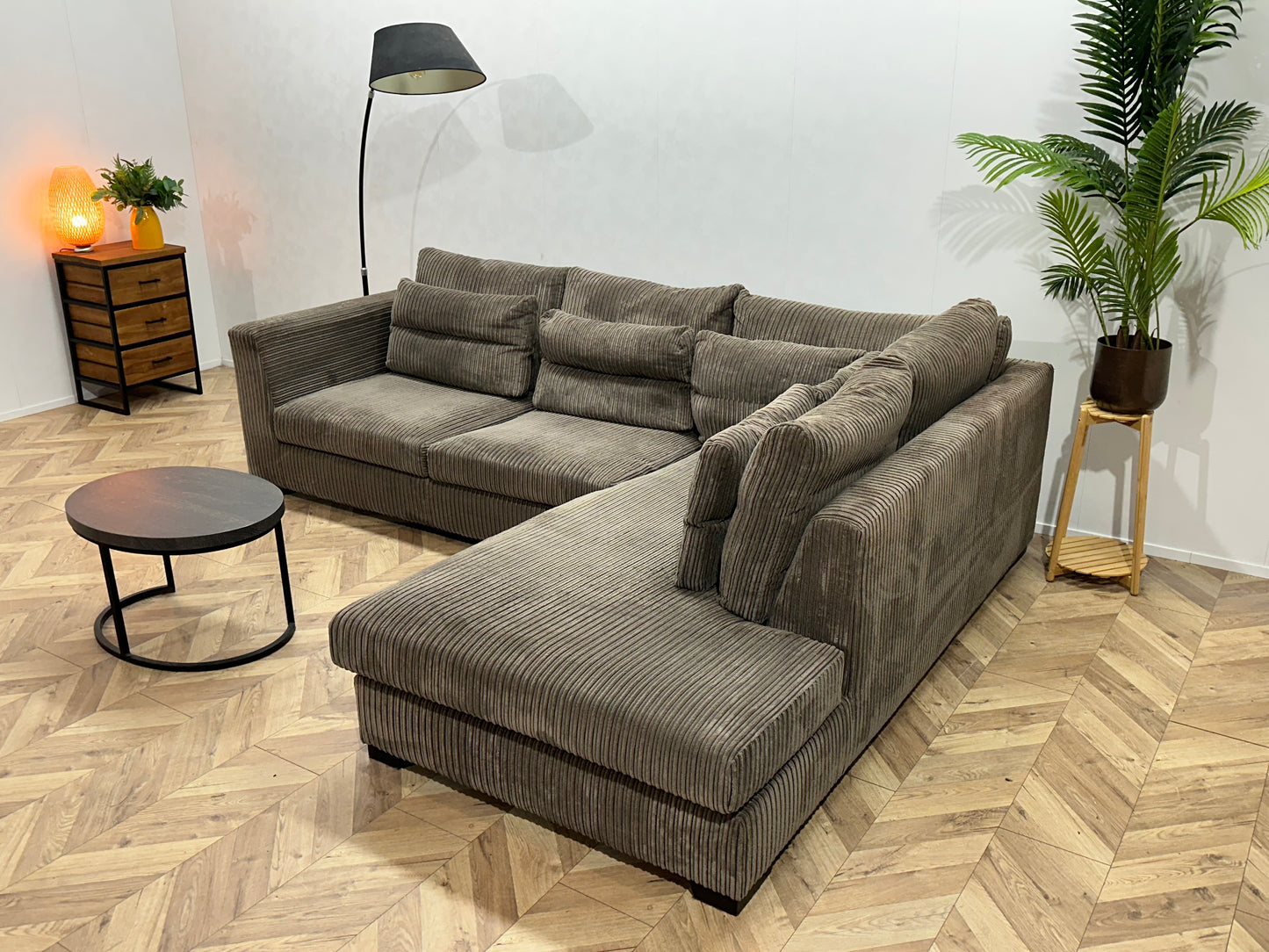 Licht Bruine Ribstof Hoekbank ~ Losse Kussens Met Afneembare Hoezen