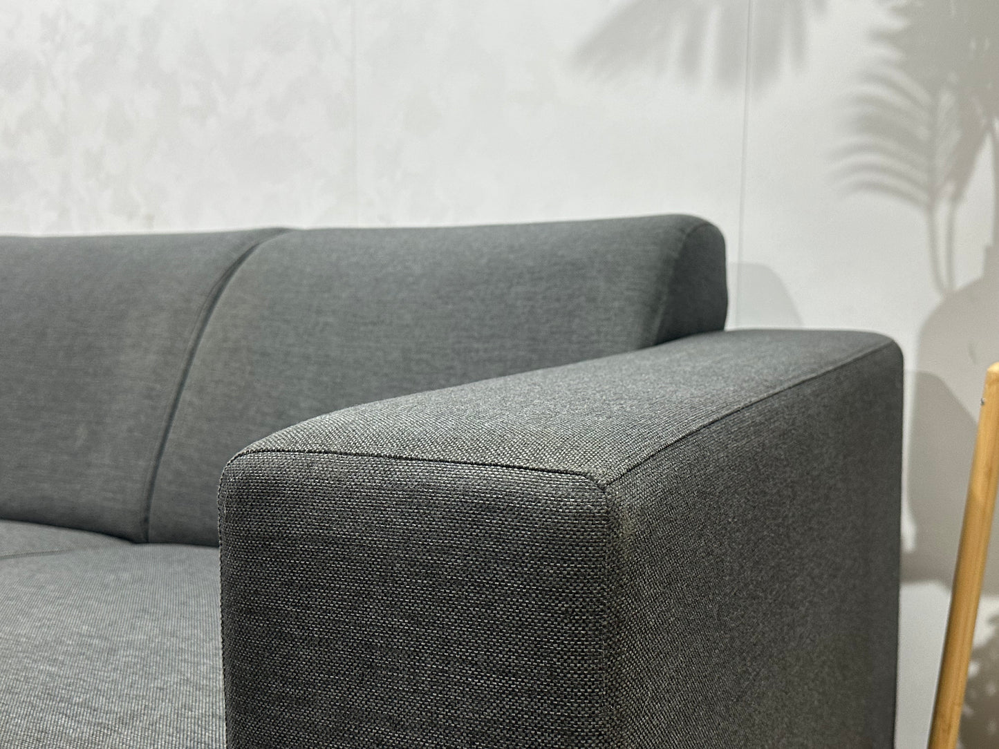 Grijze Hoekbank ~ Vaste Kussens