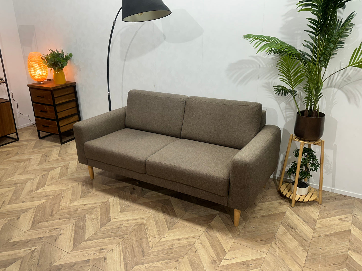 Licht Bruine 2.5-Zits Bank ~ Losse Rugkussens Met Afneembare Hoezen