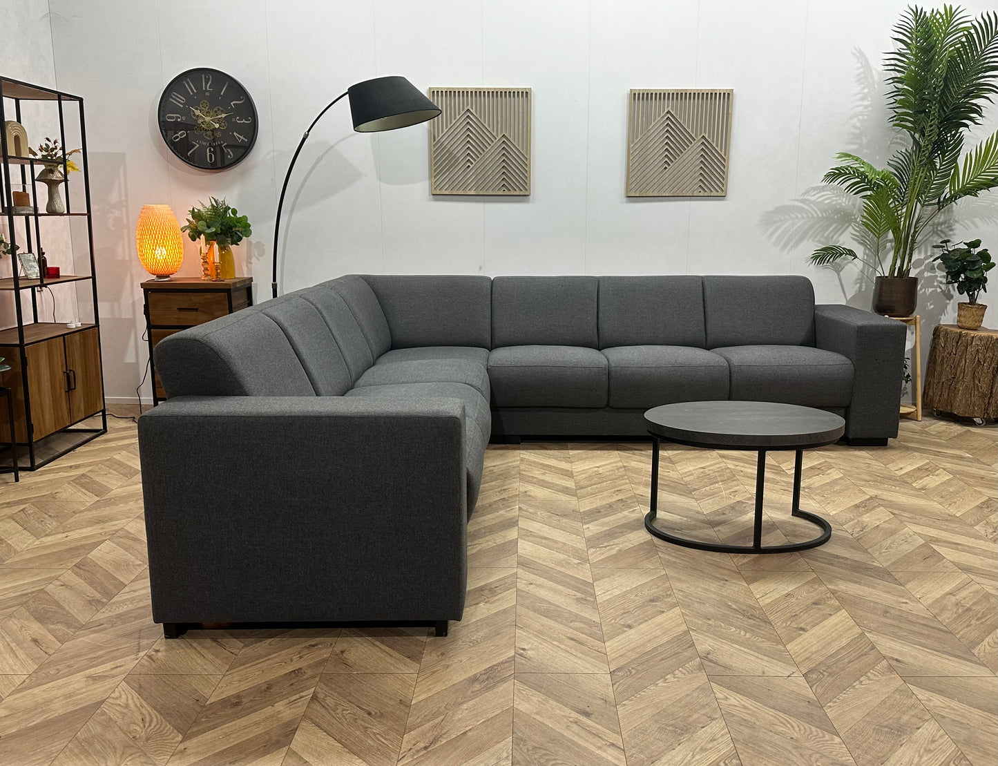 Grijze Ruime Hoekbank ~ Vaste Kussens