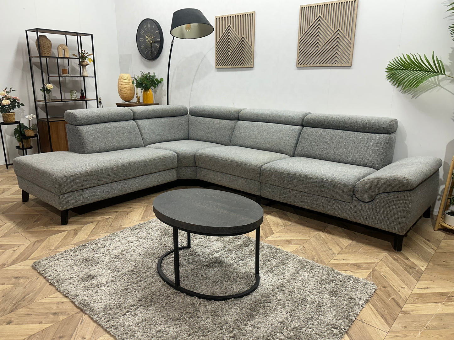 Montèl Licht Grijze Hoekbank ~ Verstelbare Arm/Hoofdsteunen