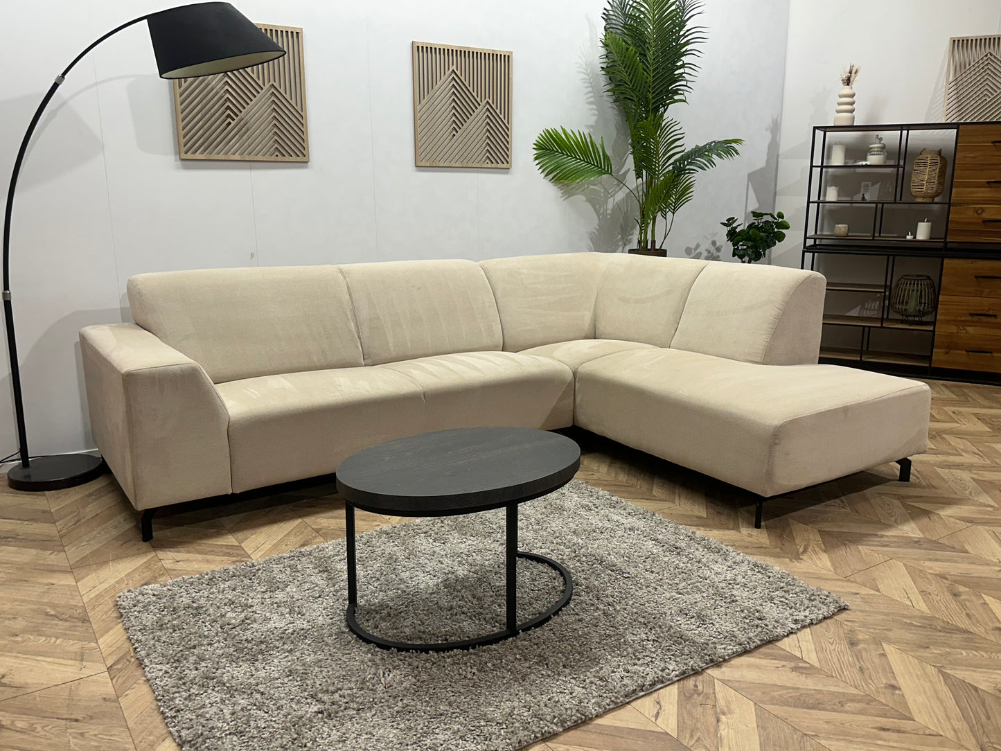 !Showroommodel! Crème Suède Stoffen Hoekbank