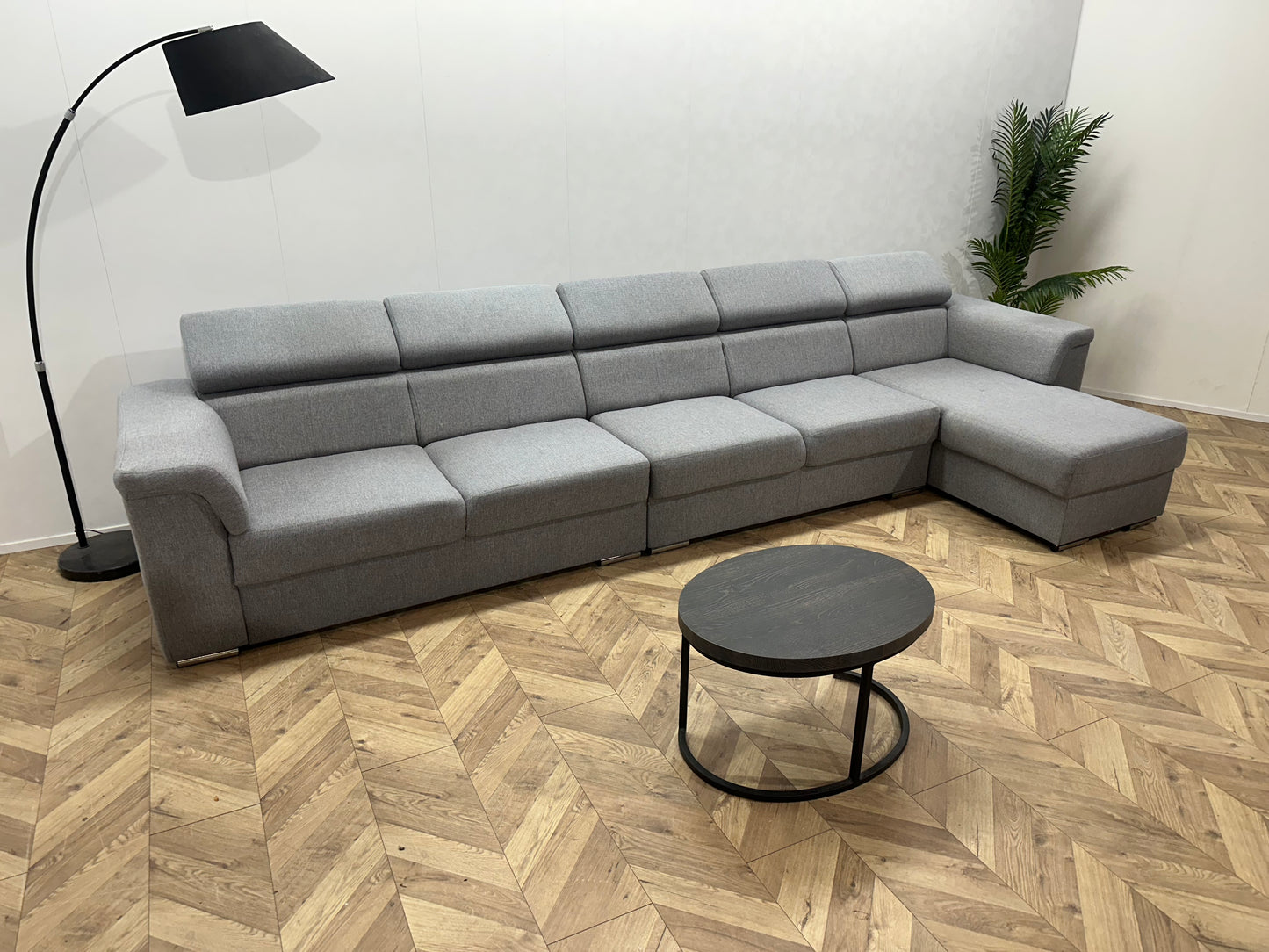 Licht Grijze Ruime Hoekbank ~ Verstelbare Hoofdsteunen