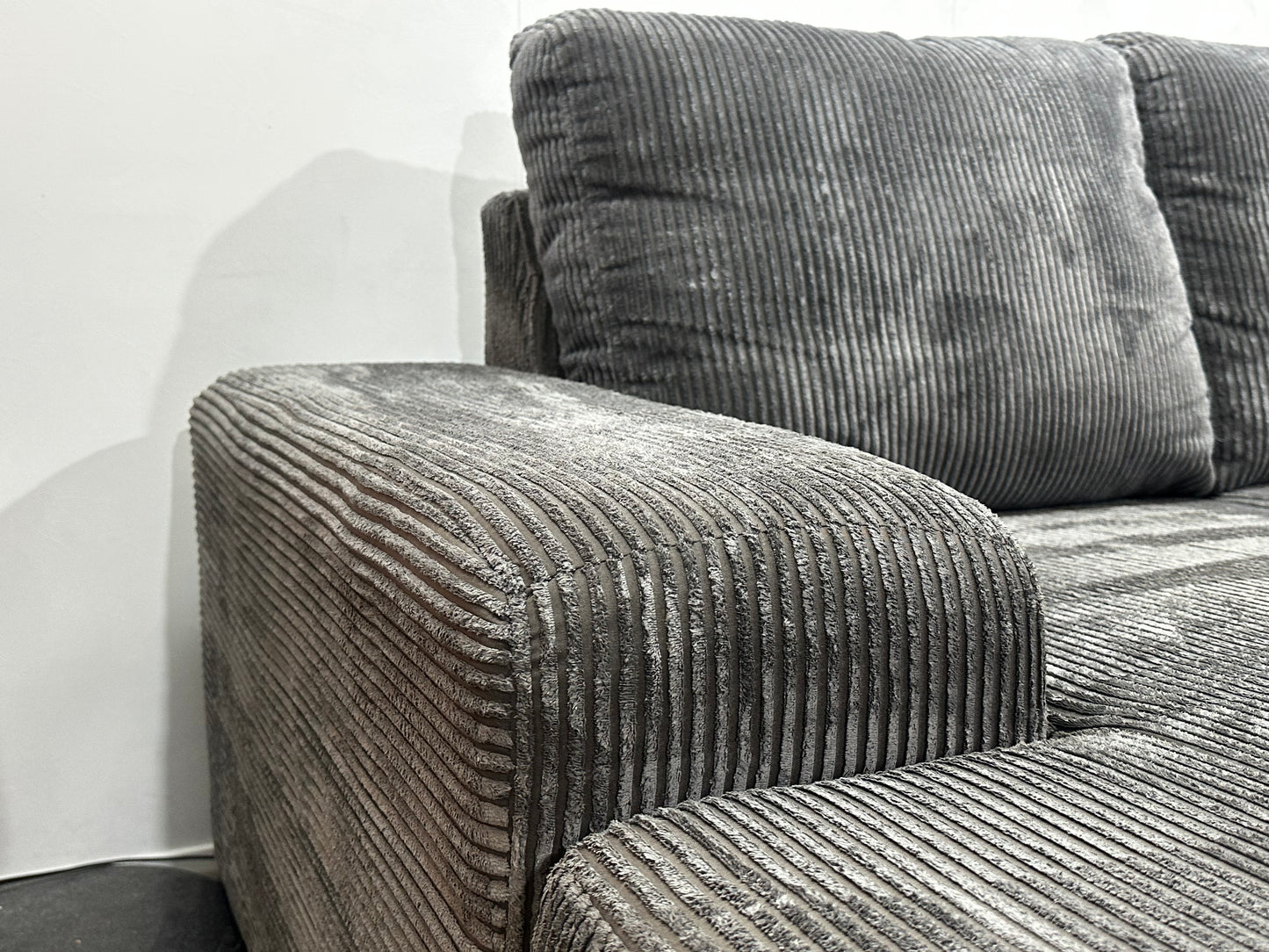 Antraciet Ribstof U Bank ~ Losse Rugkussens Met Afneembare Hoezen