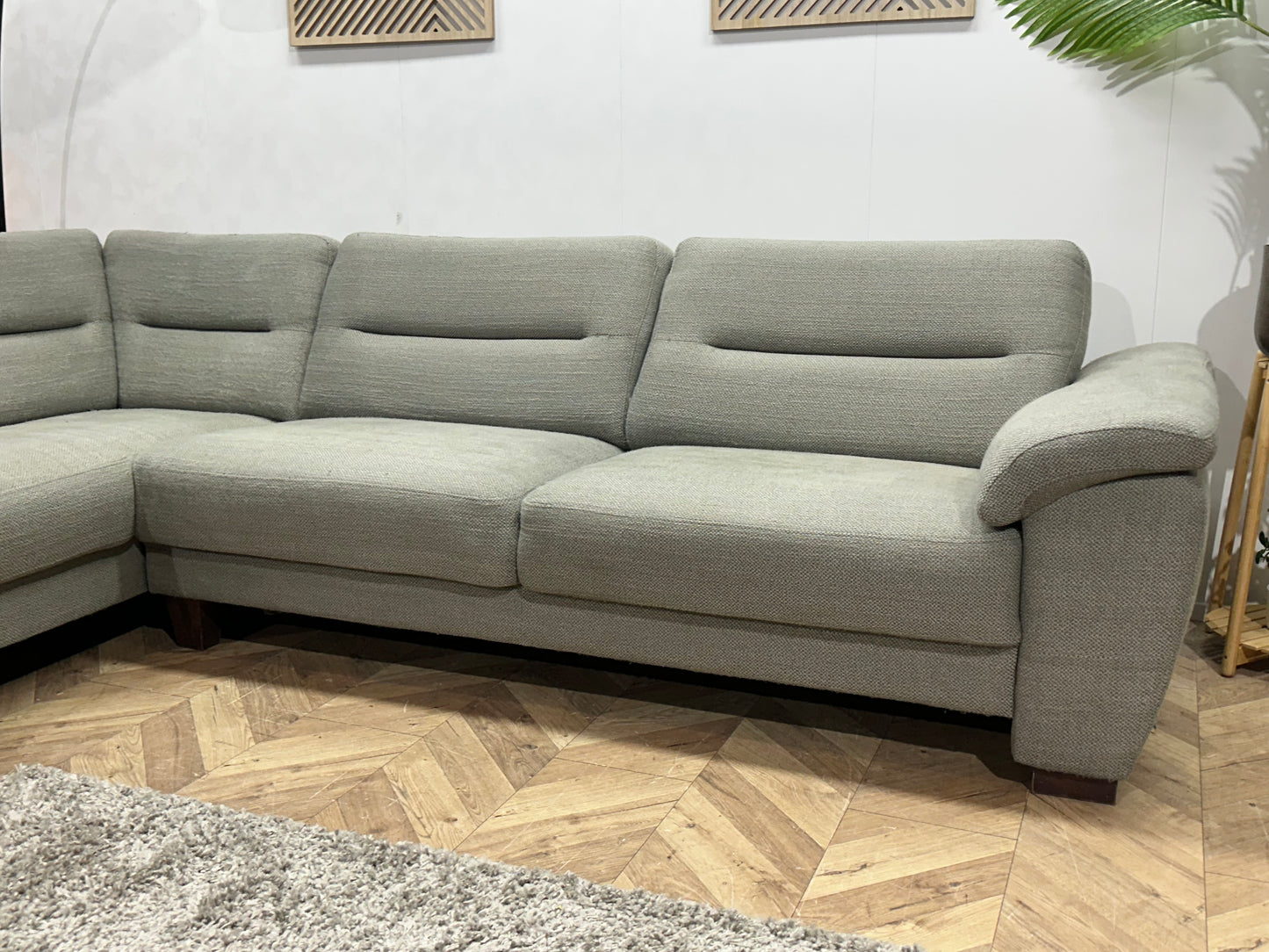 H&H Licht Grijze Hoekbank ~ Vaste Kussens