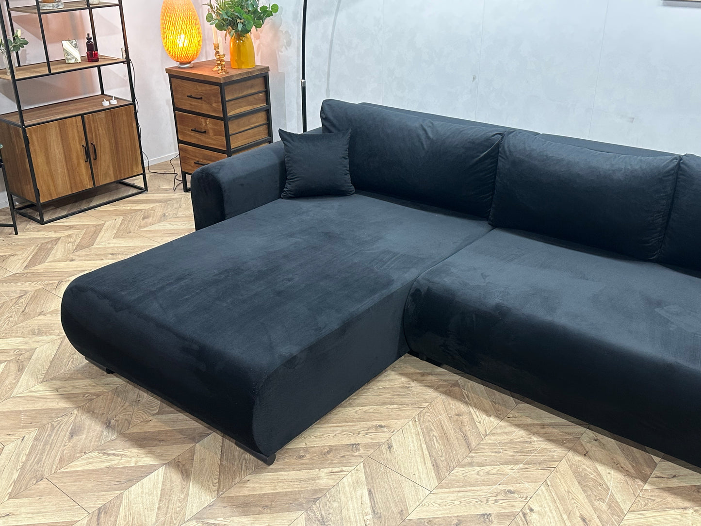 !Showroommodel! Zwarte Velvet Hoekbank