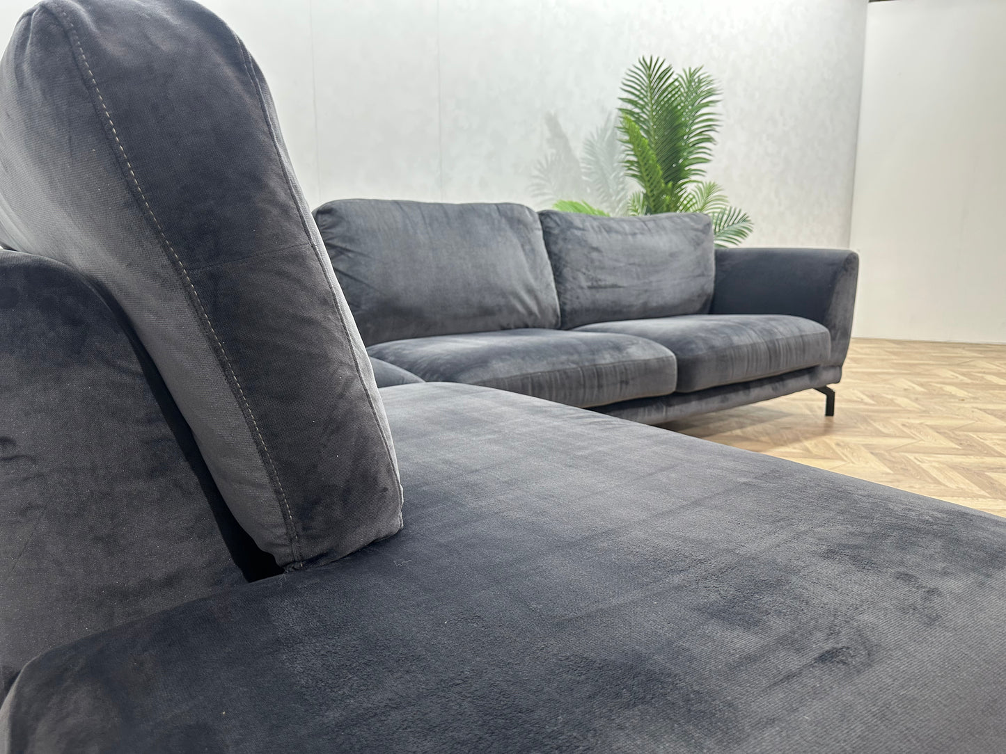 Pura Vida Blauwe Velvet Hoekbank ~ Losse Kussens Met Afneembare Hoezen