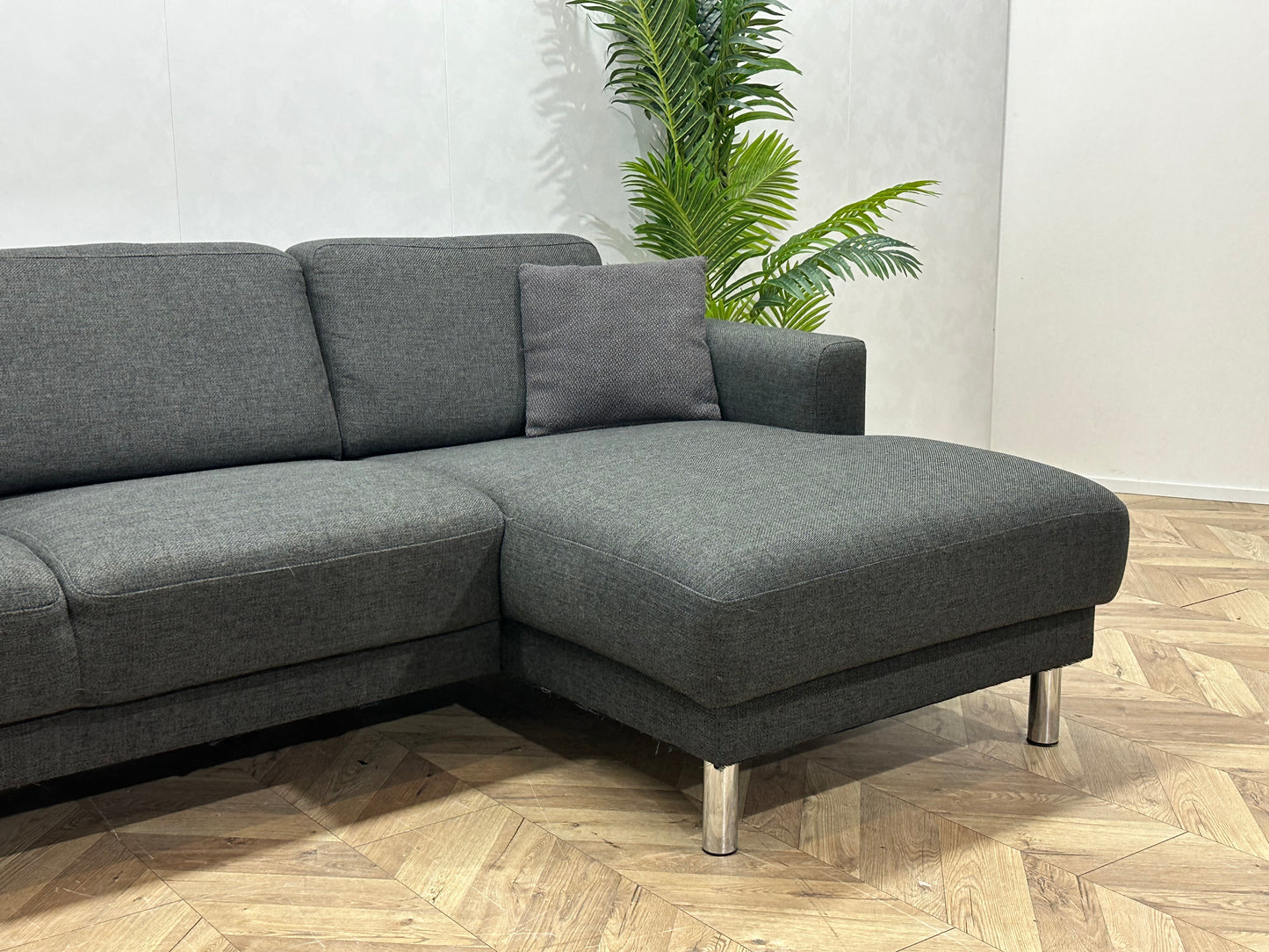 Antraciet U Bank ~ Losse Rugkussens Met Afneembare Hoezen