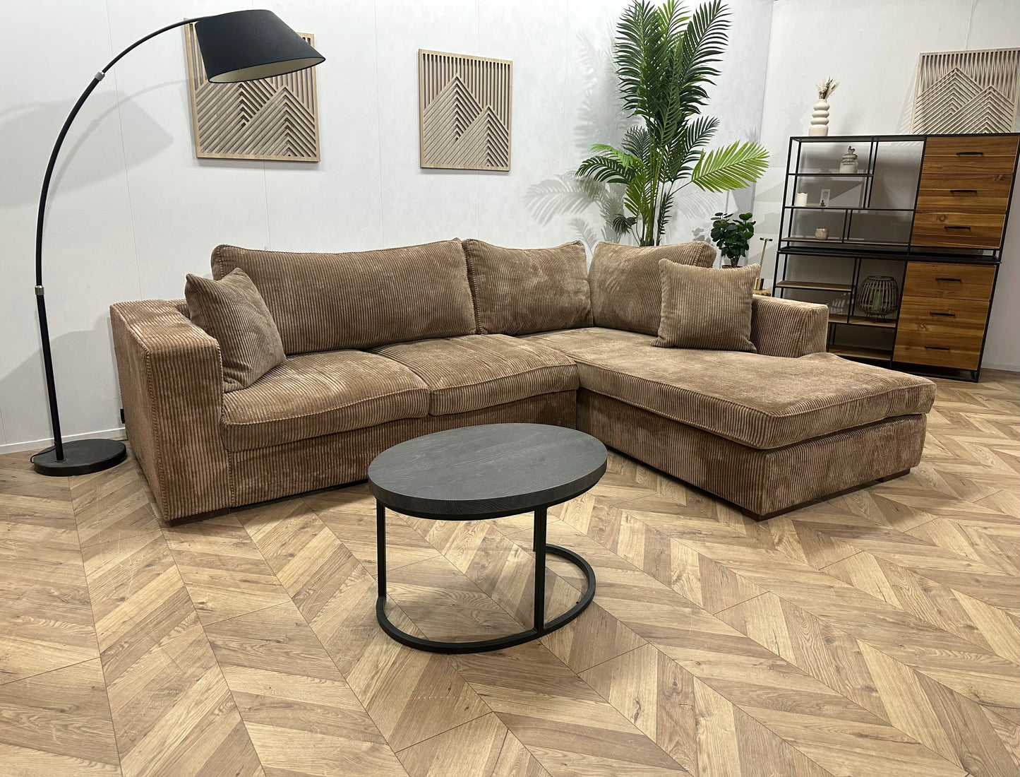 Room108 Bruine Ribstof Hoekbank ~ Losse Kussens Met Afneembare Hoezen