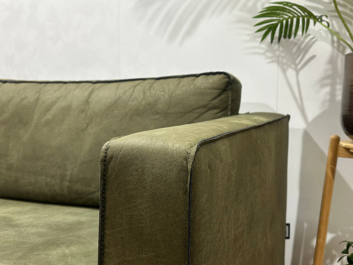 Woood Groene Suède Stoffen 2.5-Zits Bank ~ Losse Kussens Met Afneembare Hoezen