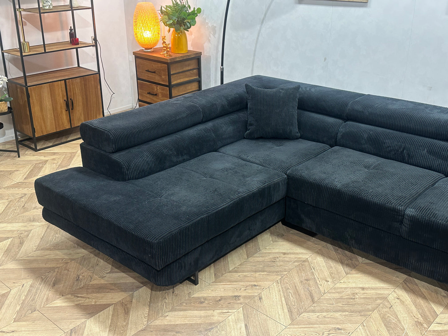 Zwart Ribstof Hoekbank ~ Verstelbare  Hoofdsteunen