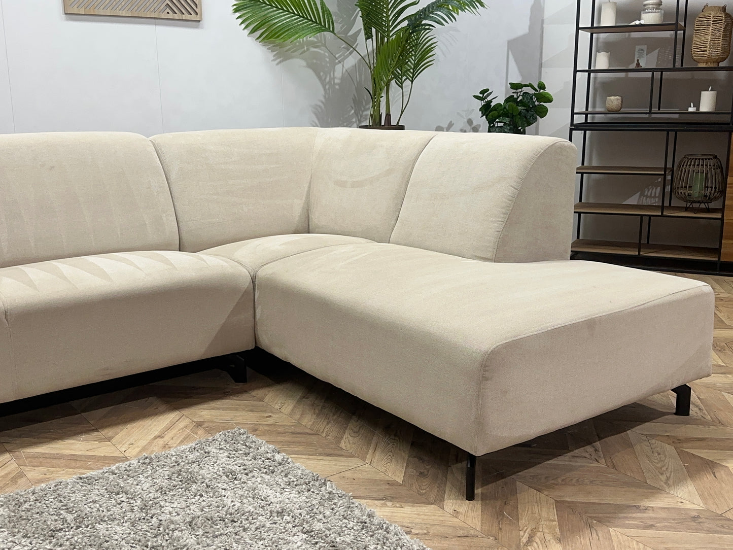 !Showroommodel! Crème Suède Stoffen Hoekbank