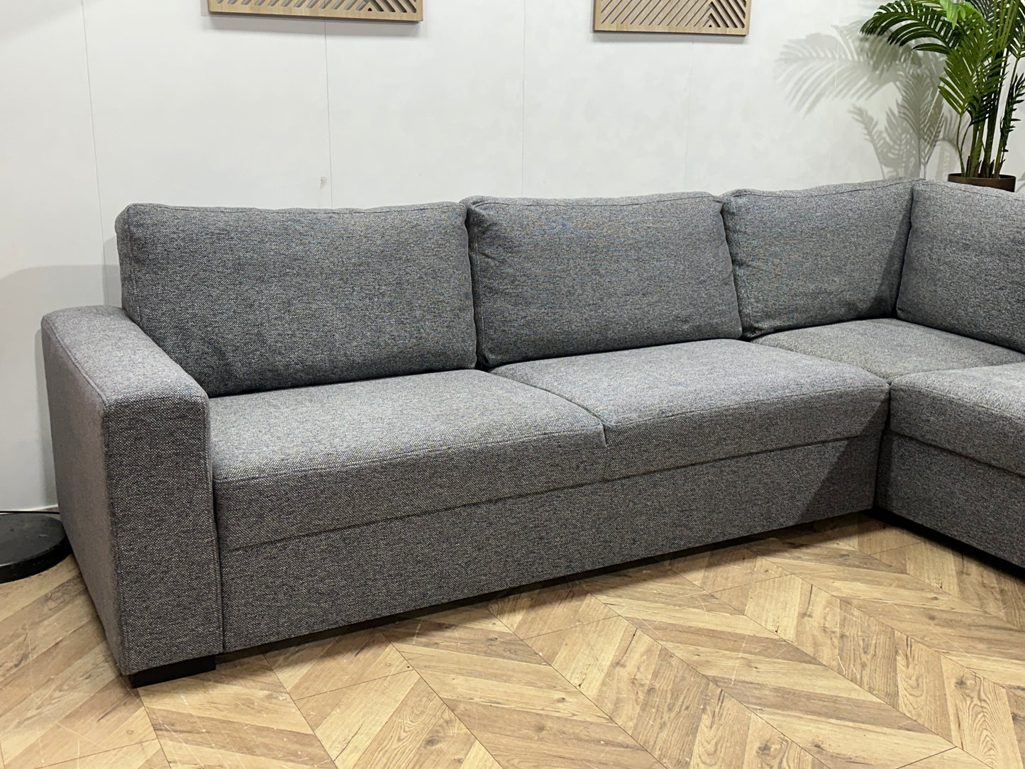 Grijze Hoekbank ~ Losse Rugkussens Met Afneembare Hoezen