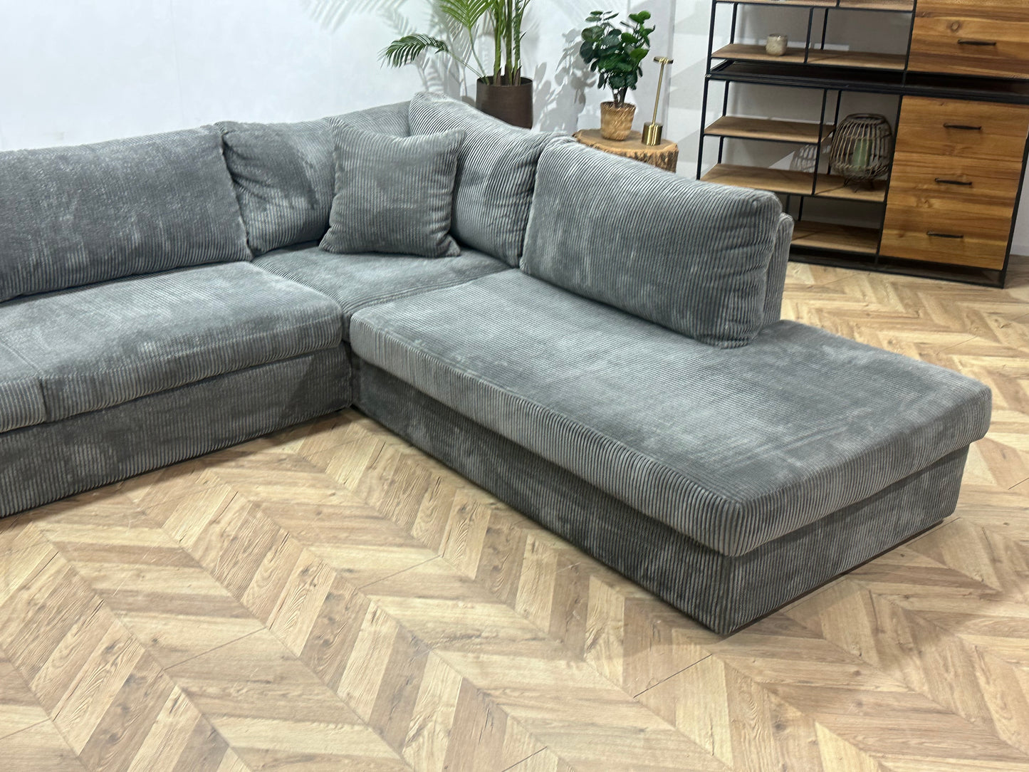 Grijze Ribstof Hoekbank ~ Losse Kussens Met Afneembare Hoezen