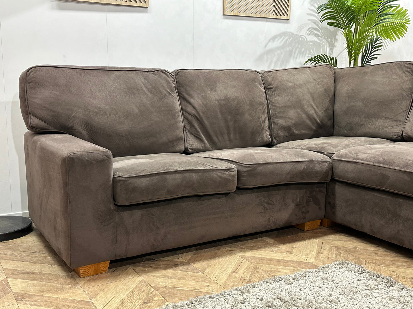 Bruine Velvet Hoekbank Inc Hocker ~ Losse Kussens Met Afneembare Hoezen