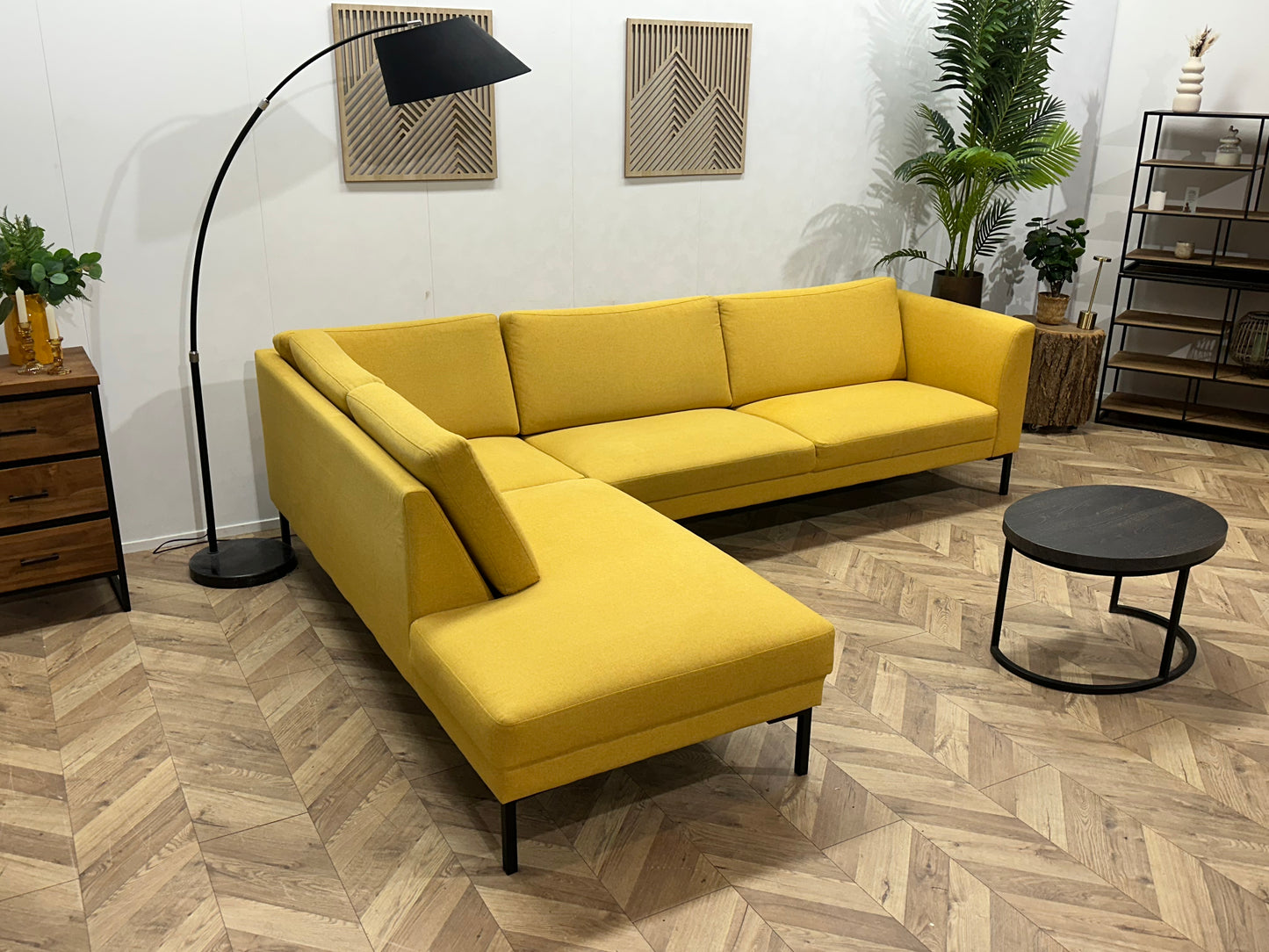 Gele Hoekbank ~ Losse Rugkussens Met Afneembare Hoezen