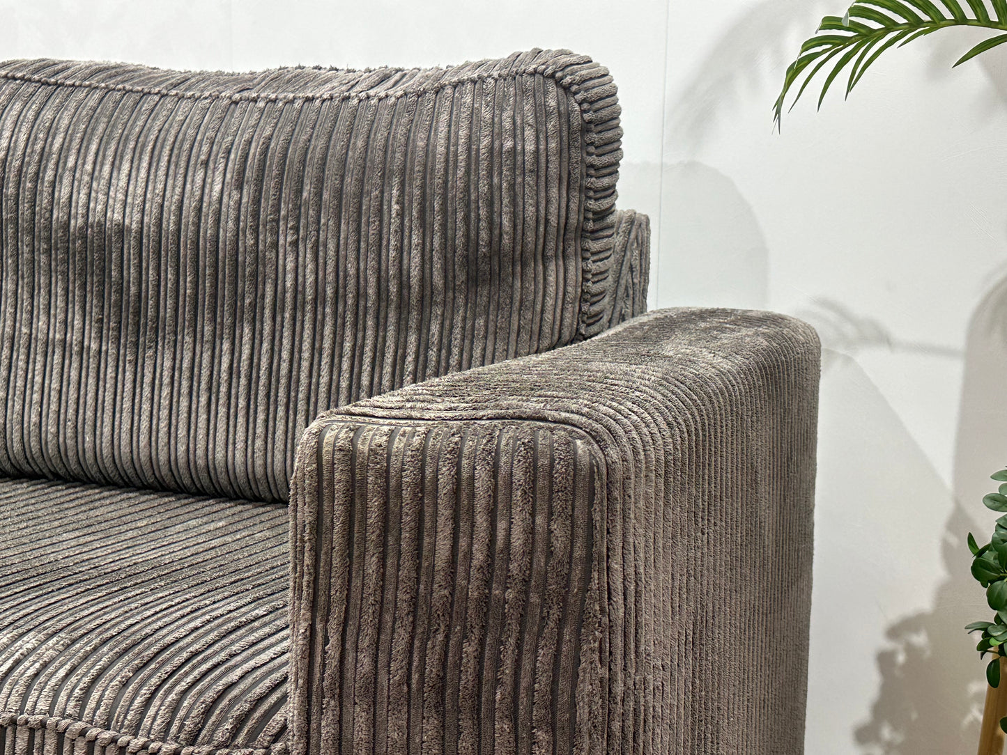 Grijze Ribstof Hoekbank ~ Losse Kussens Met Afneembare Hoezen