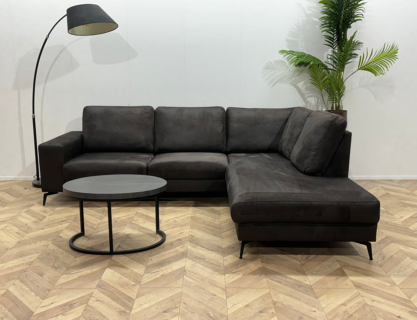 Antraciet Suède Stoffen Hoekbank ~ Losse Rugkussens Met Afneembare Hoezen