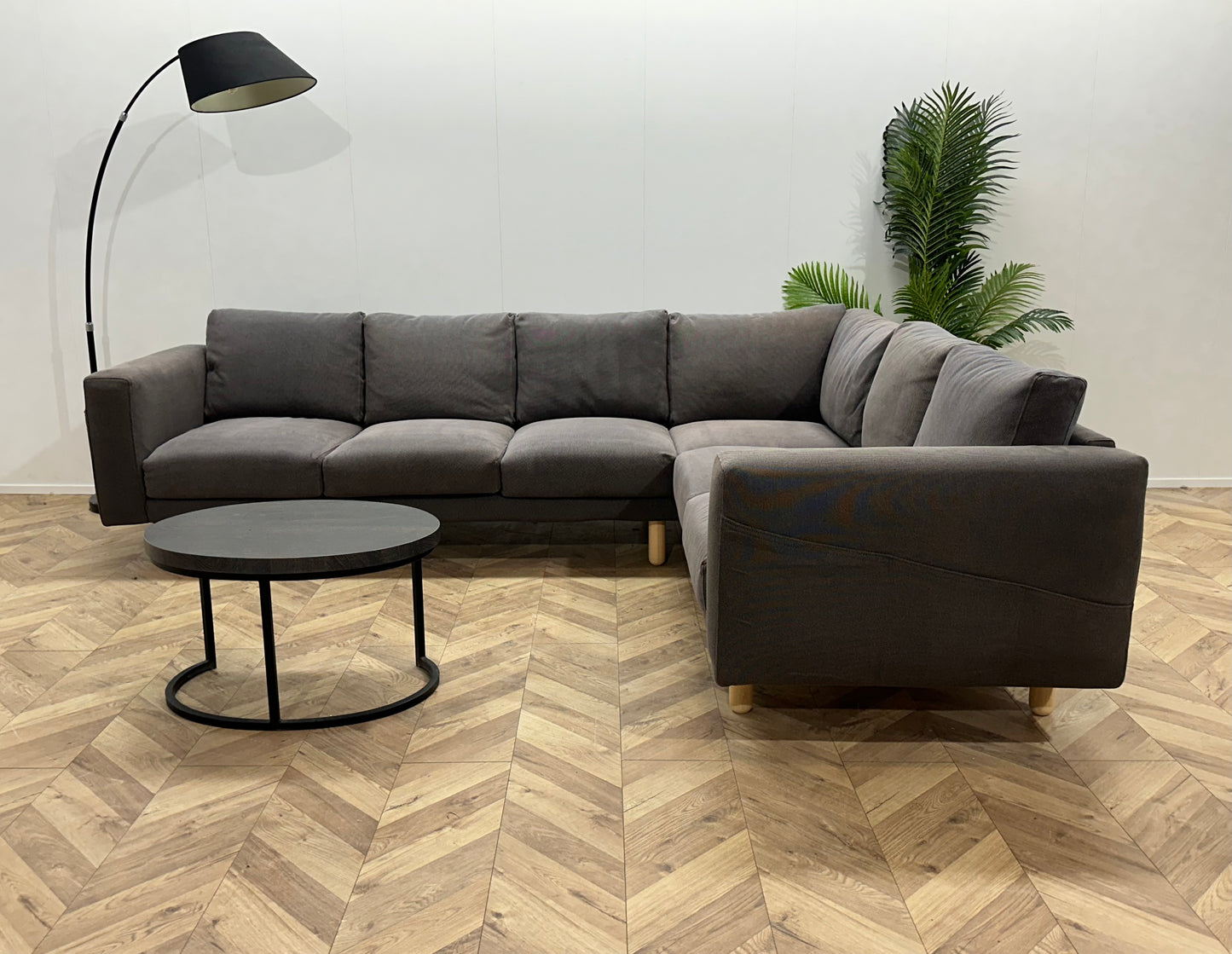 Grijze Hoekbank ~ Losse Kussens Met Afneembare Hoezen