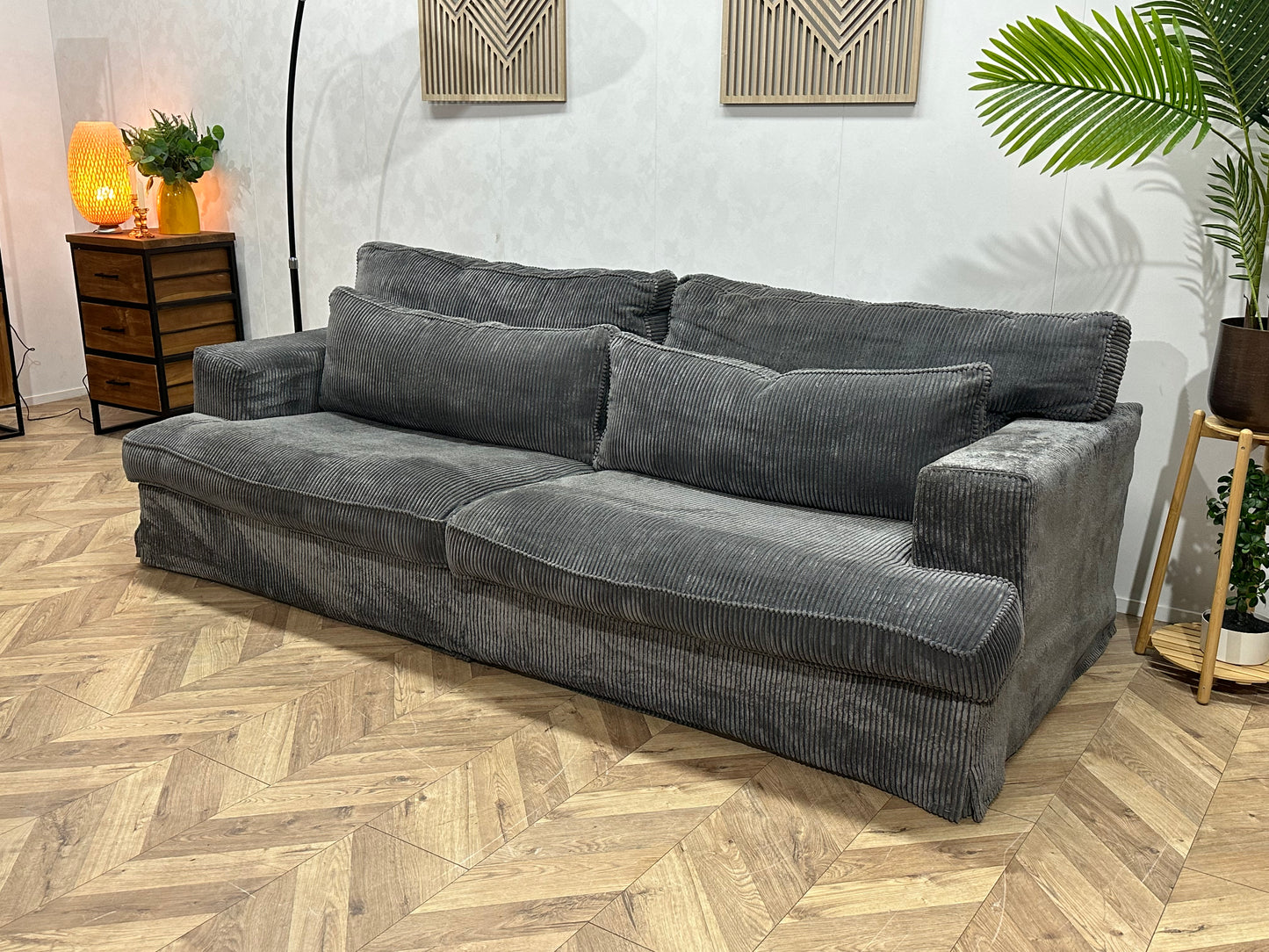 Grijze Ribstof 2.5-Zits Bank ~ Losse Kussens Met Afneembare Hoezen