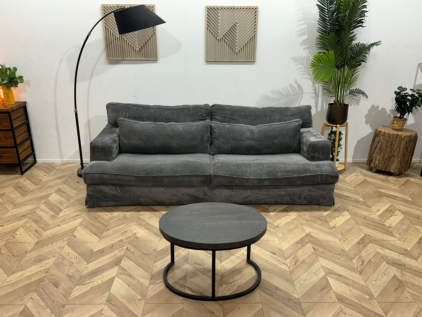 Grijze Ribstof 2.5-Zits Bank ~ Losse Kussens Met Afneembare Hoezen