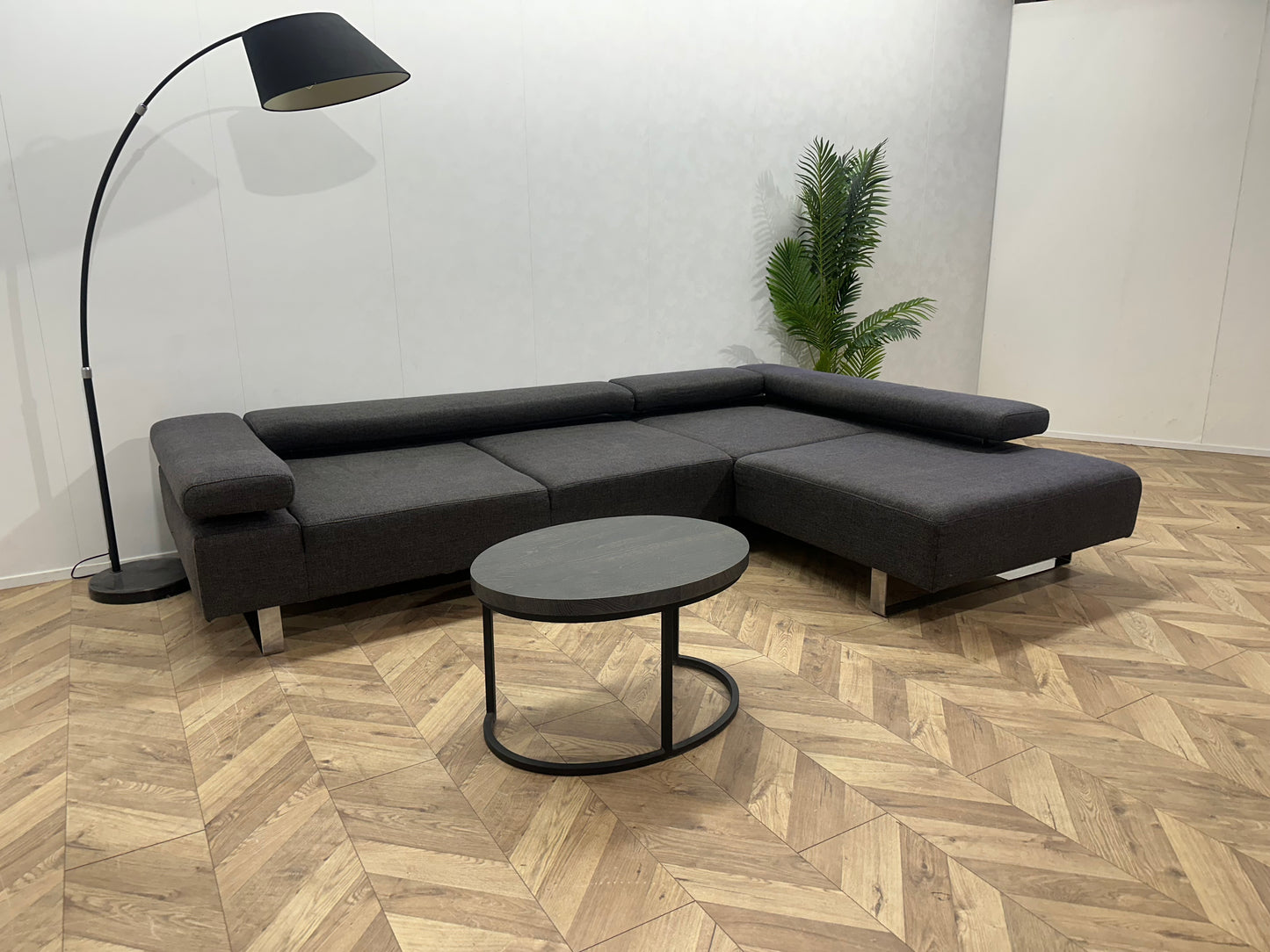 Montèl Grijze Design Hoekbank ~ Verstelbare Arm/Hoofdsteunen