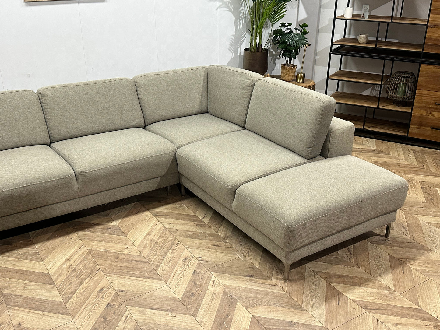 Beige U Bank ~ Losse Rugkussens Met Afneembare Hoezen