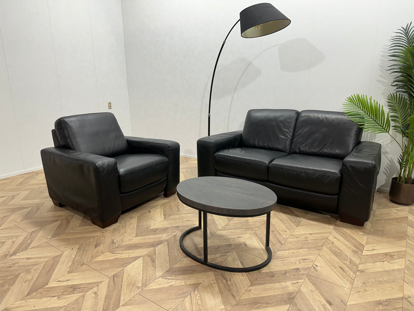 Montèl Zwart Echt Lederen 2.5-Zits Bank Inc Fauteuil ~ Vaste Kussens