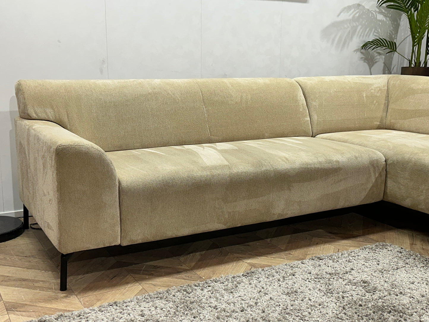 Crème Bouclé Stoffen Hoekbank ~ Vaste Kussens