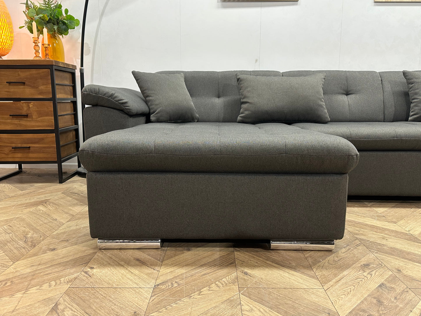 !Showroommodel! Grijze Suède Stoffen U Bank